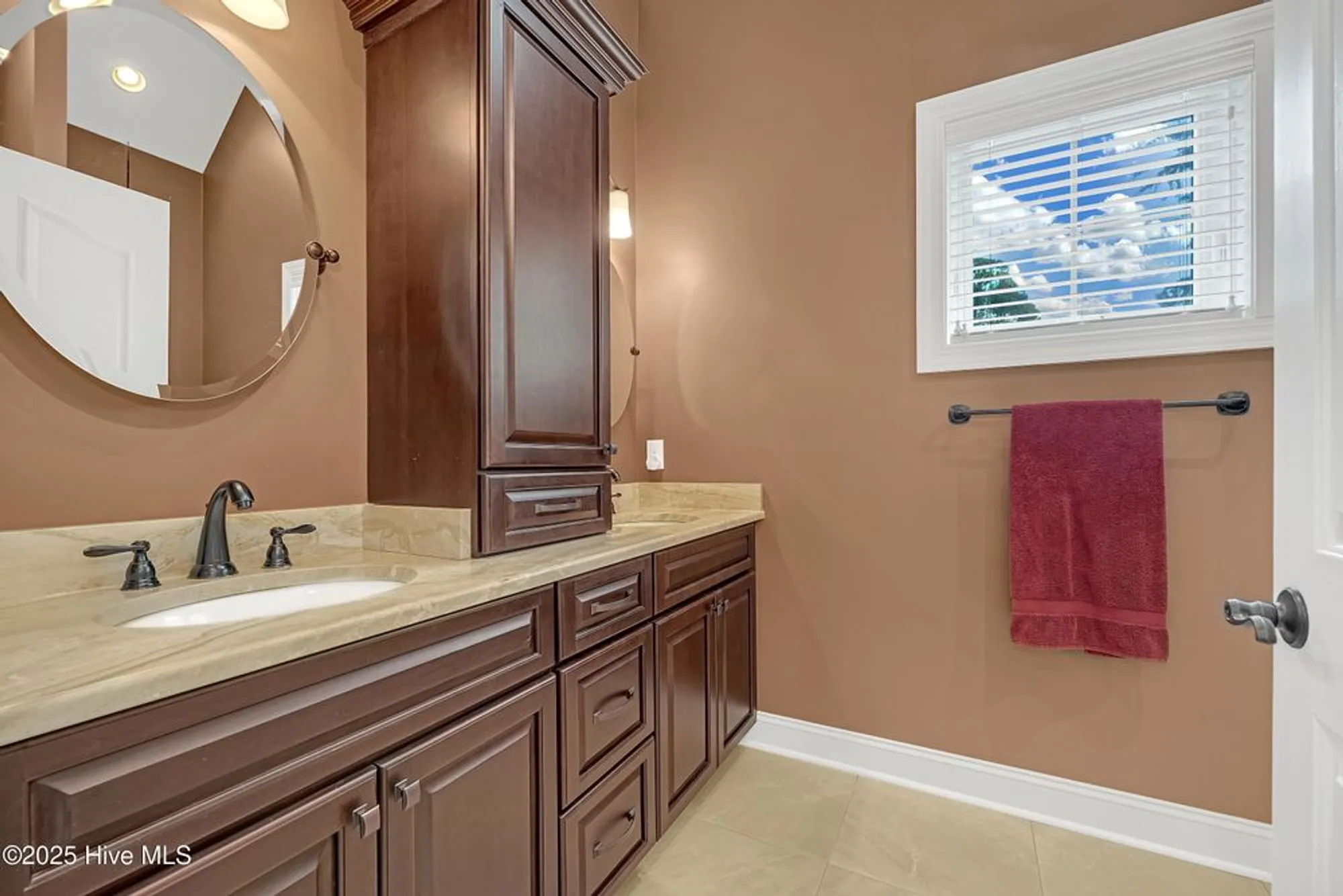 Property Slideshow image 24 of 73 | 102 reflection ct, Ocean Isle Beach, NC, 28469