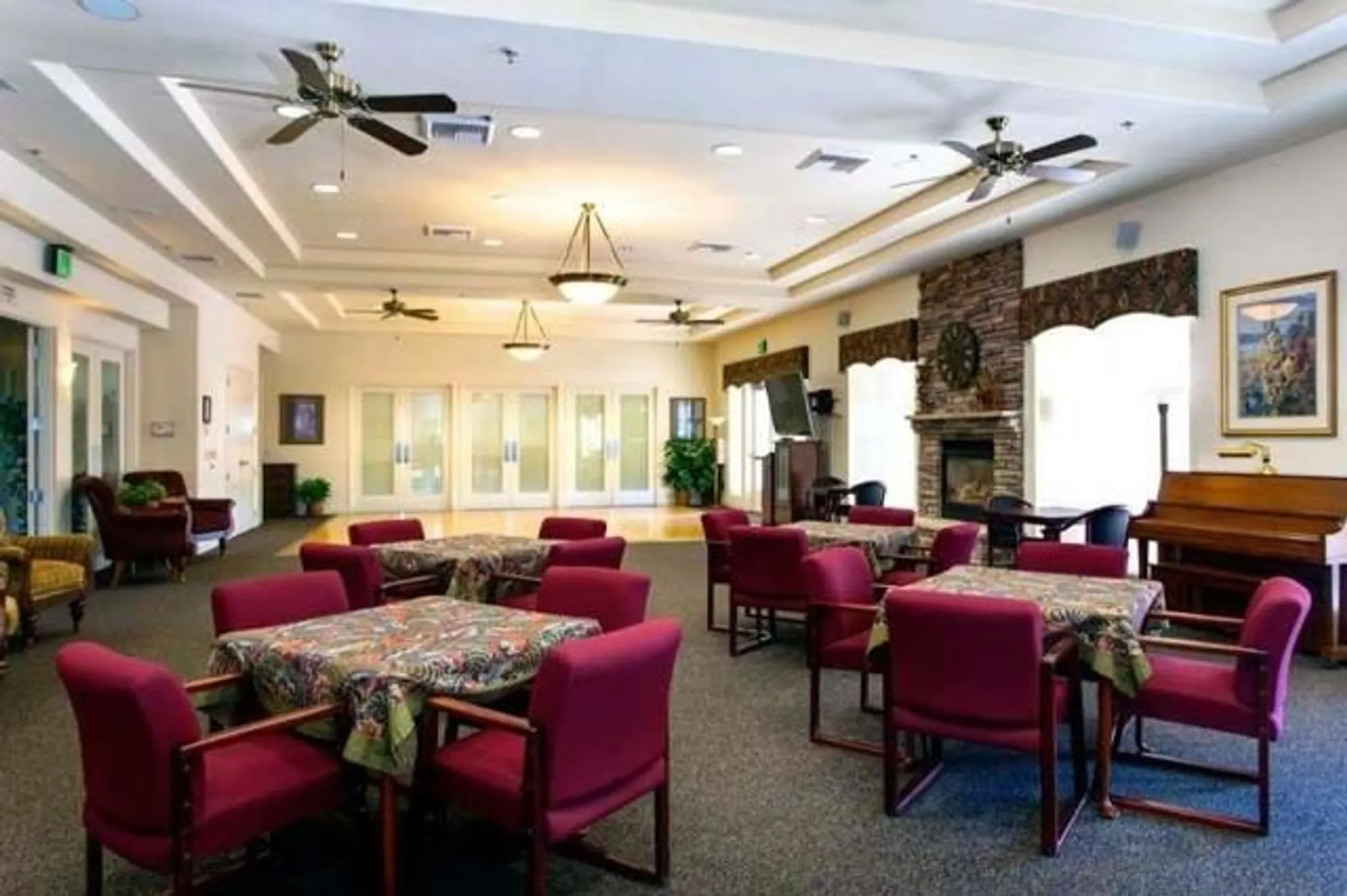 Property Slideshow image 13 of 36 | 9608 crystal bay ln, Elk Grove, CA, 95758