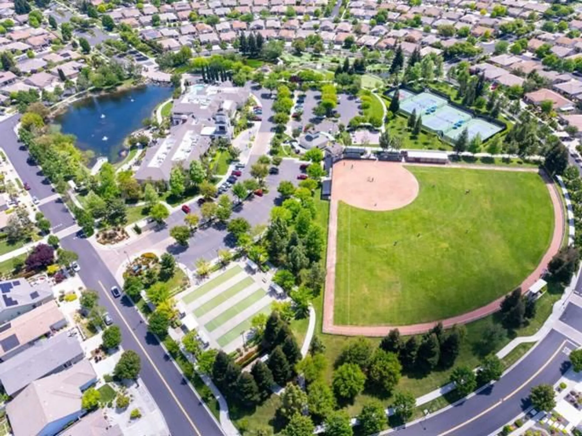 Property Slideshow image 77 of 107 | 2690 steeple run ln, Manteca, CA, 95336
