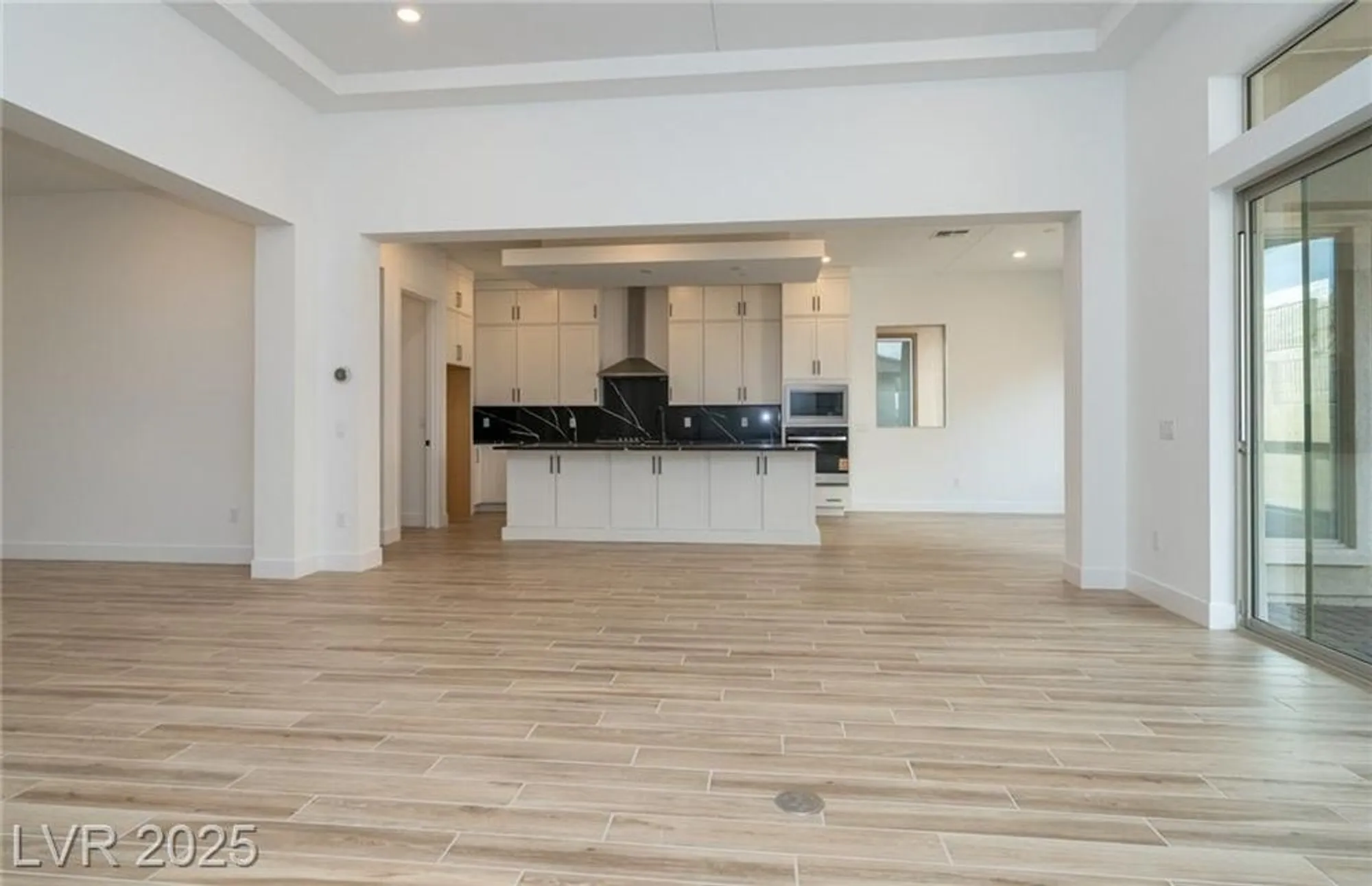 Property Slideshow image 4 of 10 | 189 mirage view dr, Henderson, NV, 89011