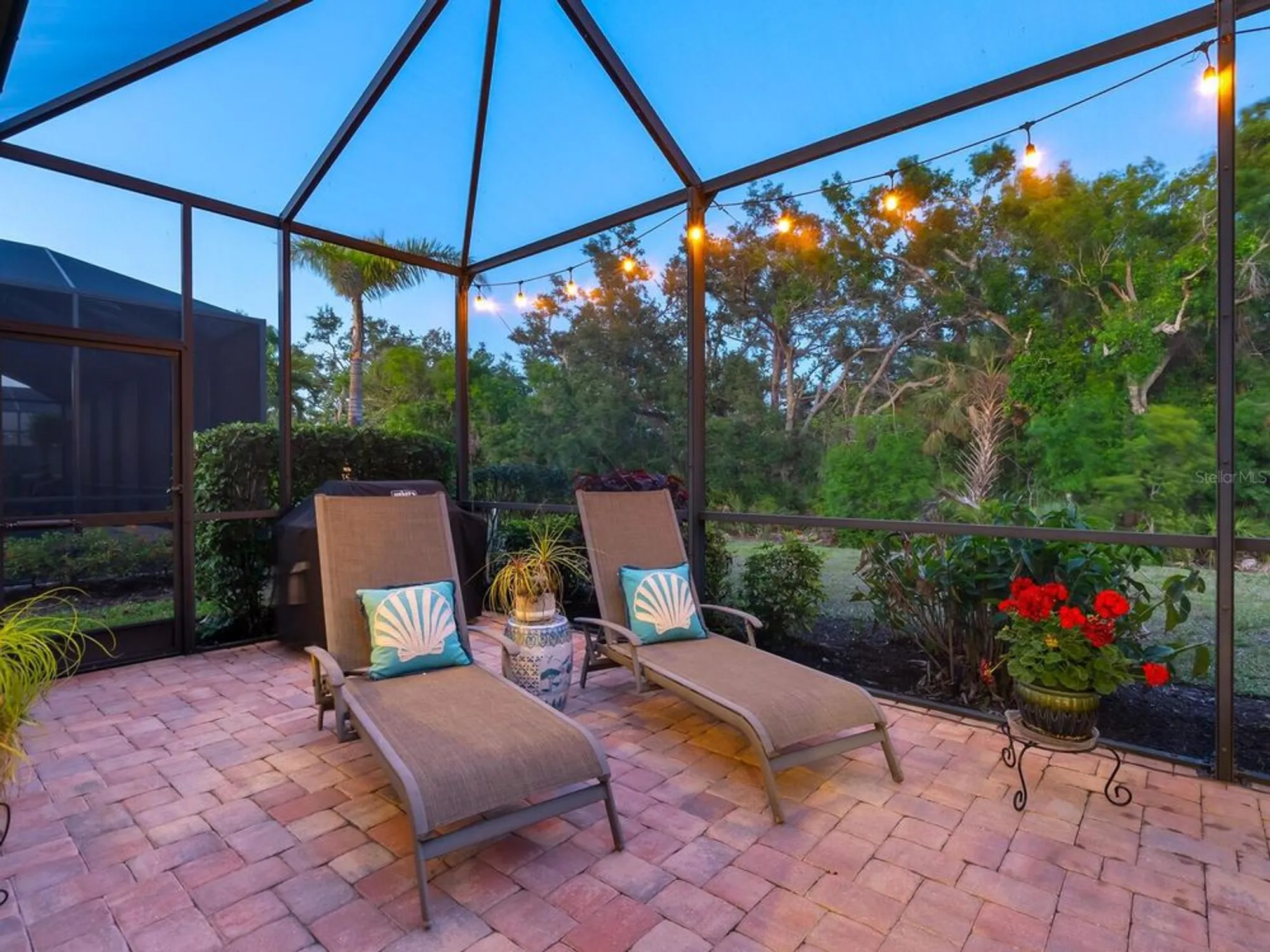 Property Slideshow image 31 of 67 | 27336 driver ln, Englewood, FL, 34223