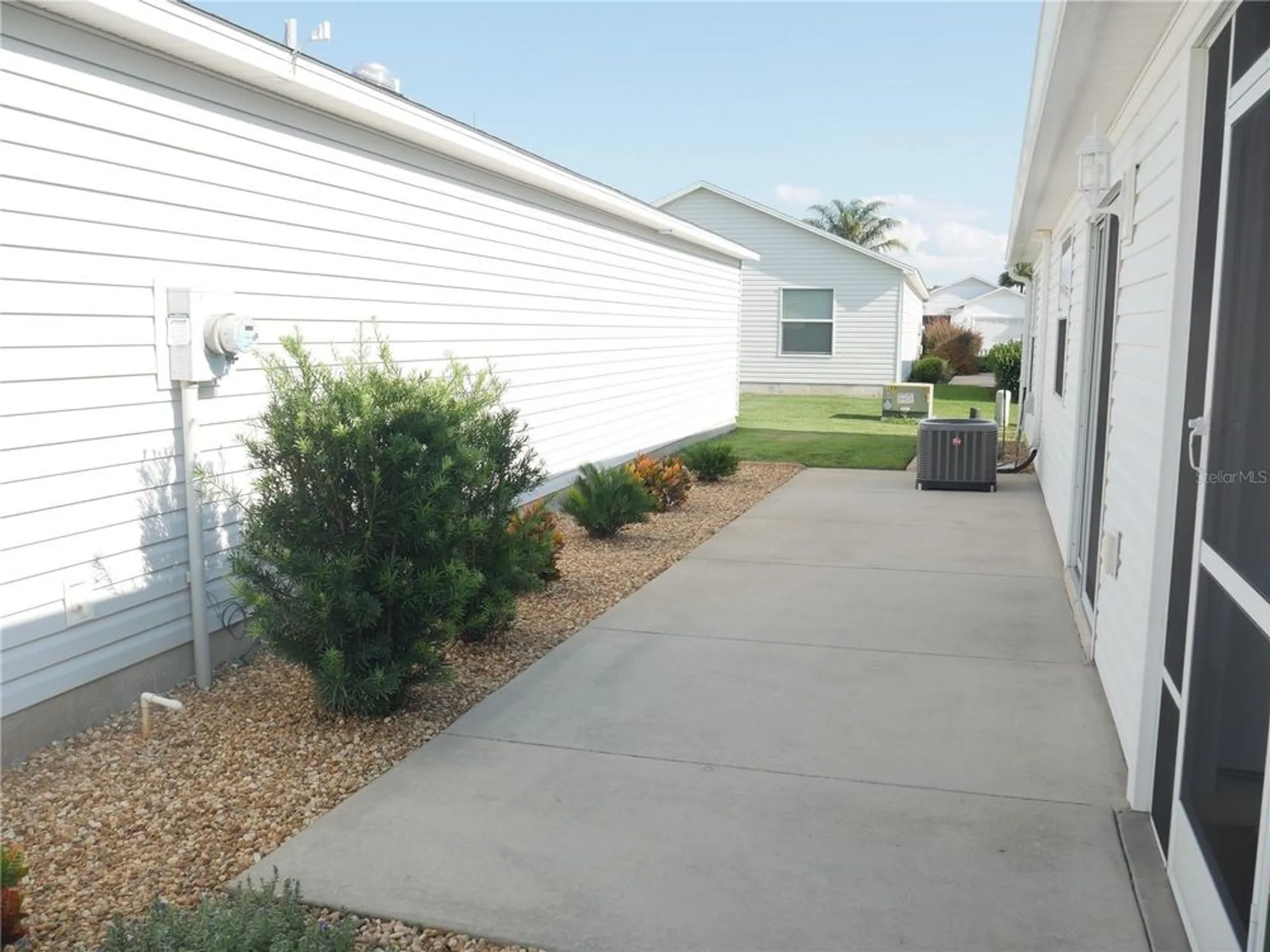 Property Slideshow image 9 of 43 | 1390 viola ct, The Villages, FL, 32163