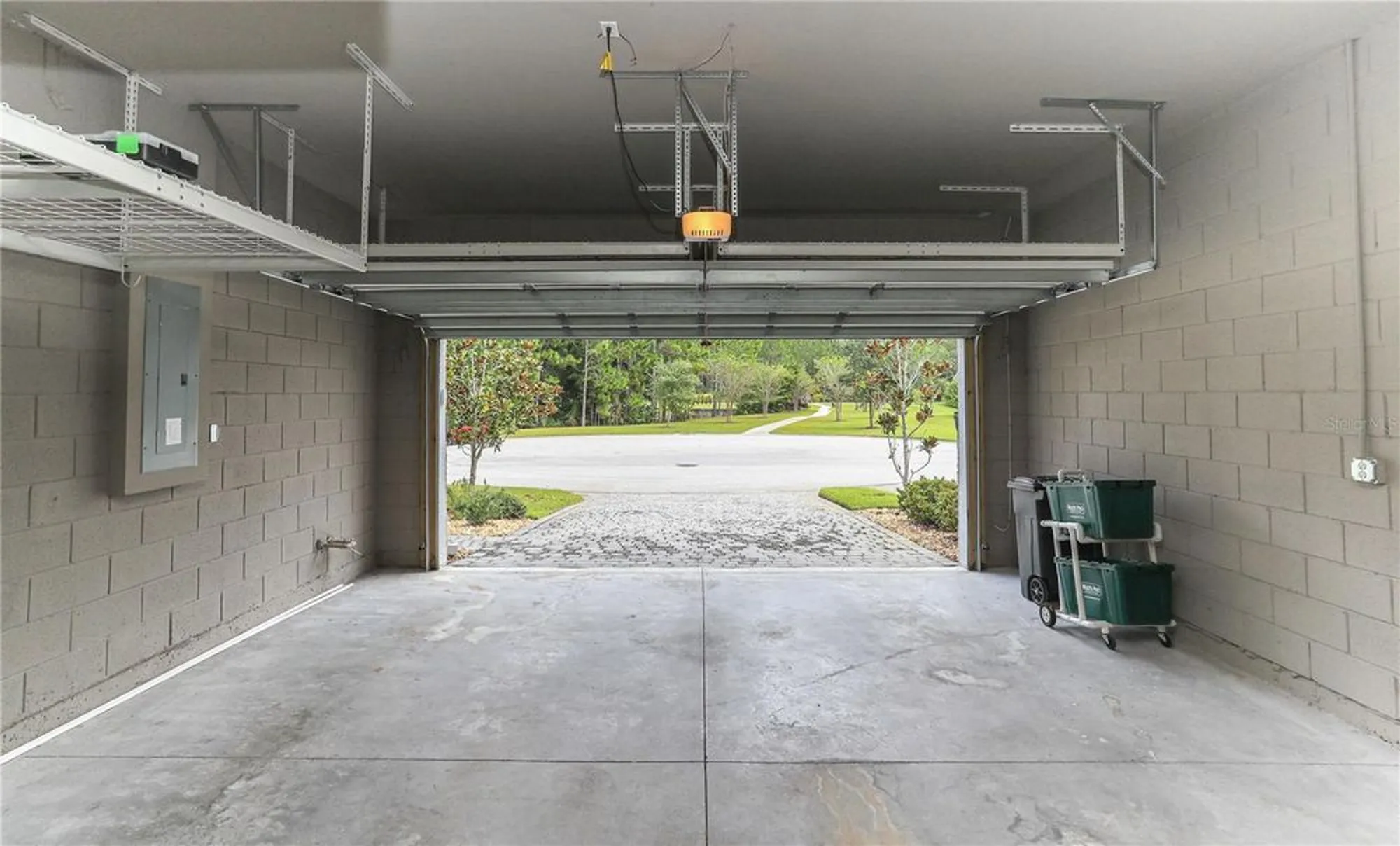 Property Slideshow image 71 of 92 | 875 pinewood dr, Ormond Beach, FL, 32174