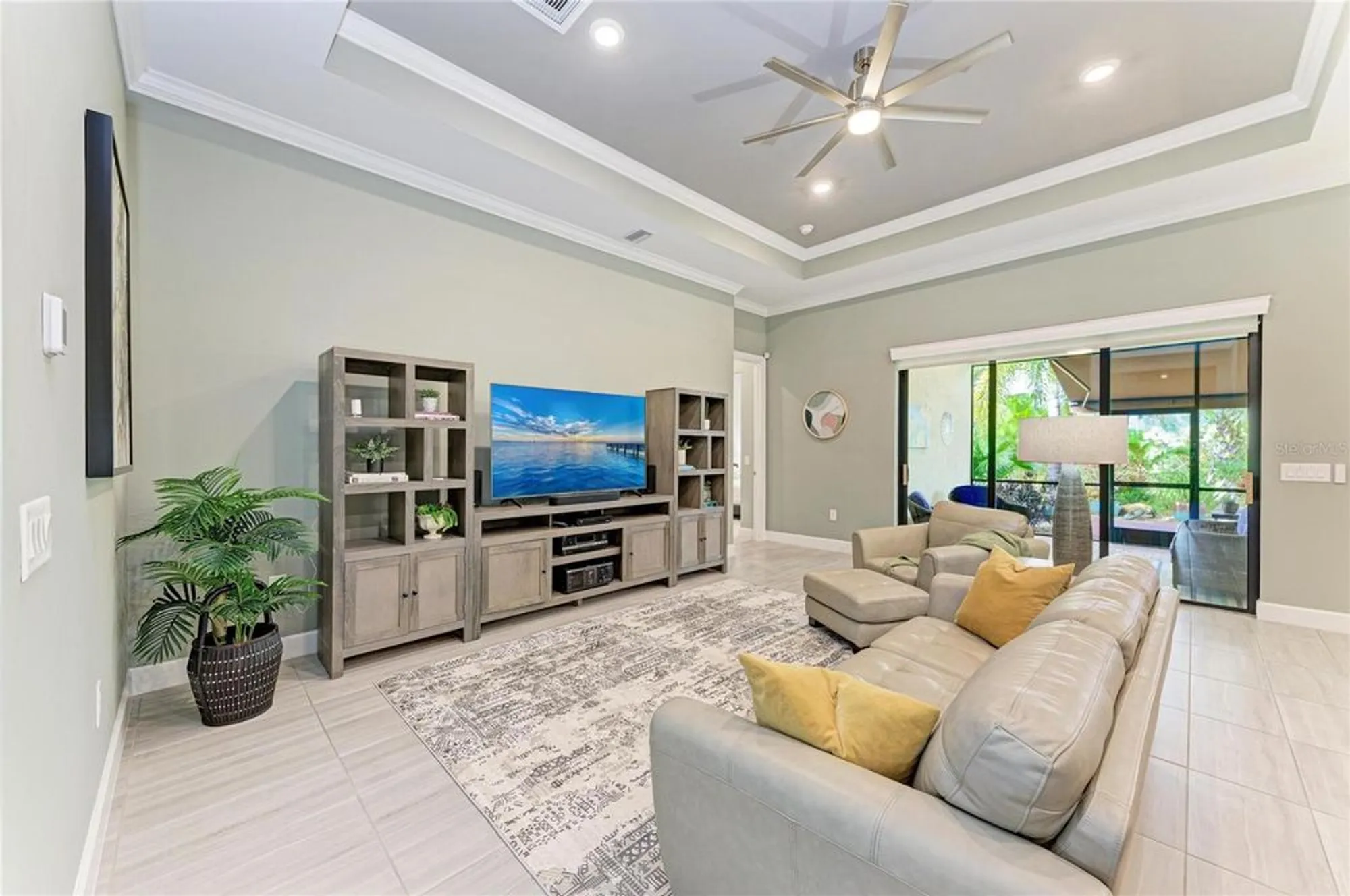 Property Slideshow image 15 of 85 | 17631 colebrook cir, Lakewood Ranch, FL, 34202