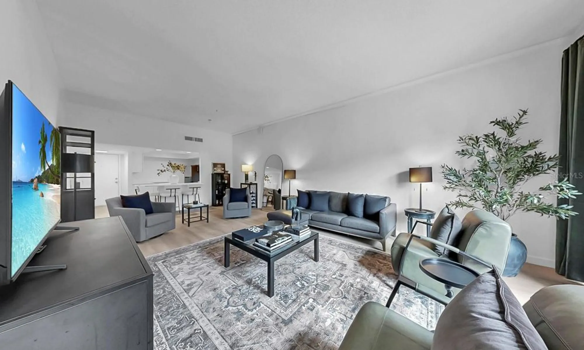 Property Slideshow image 25 of 58 | 7400 sun island dr 105, South Pasadena, FL, 33707