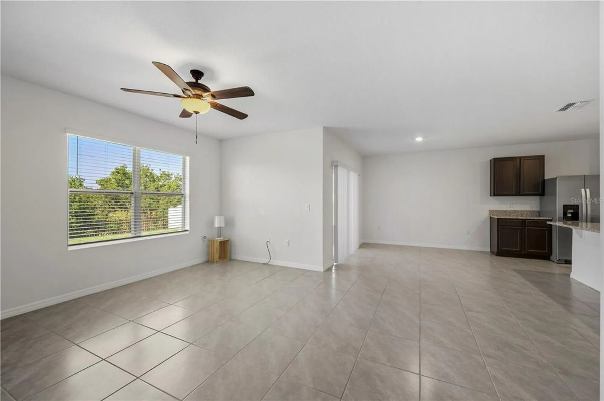 Property Slideshow image 22 of 41 | 2719 grandbury grove rd, Lakeland, FL, 33811