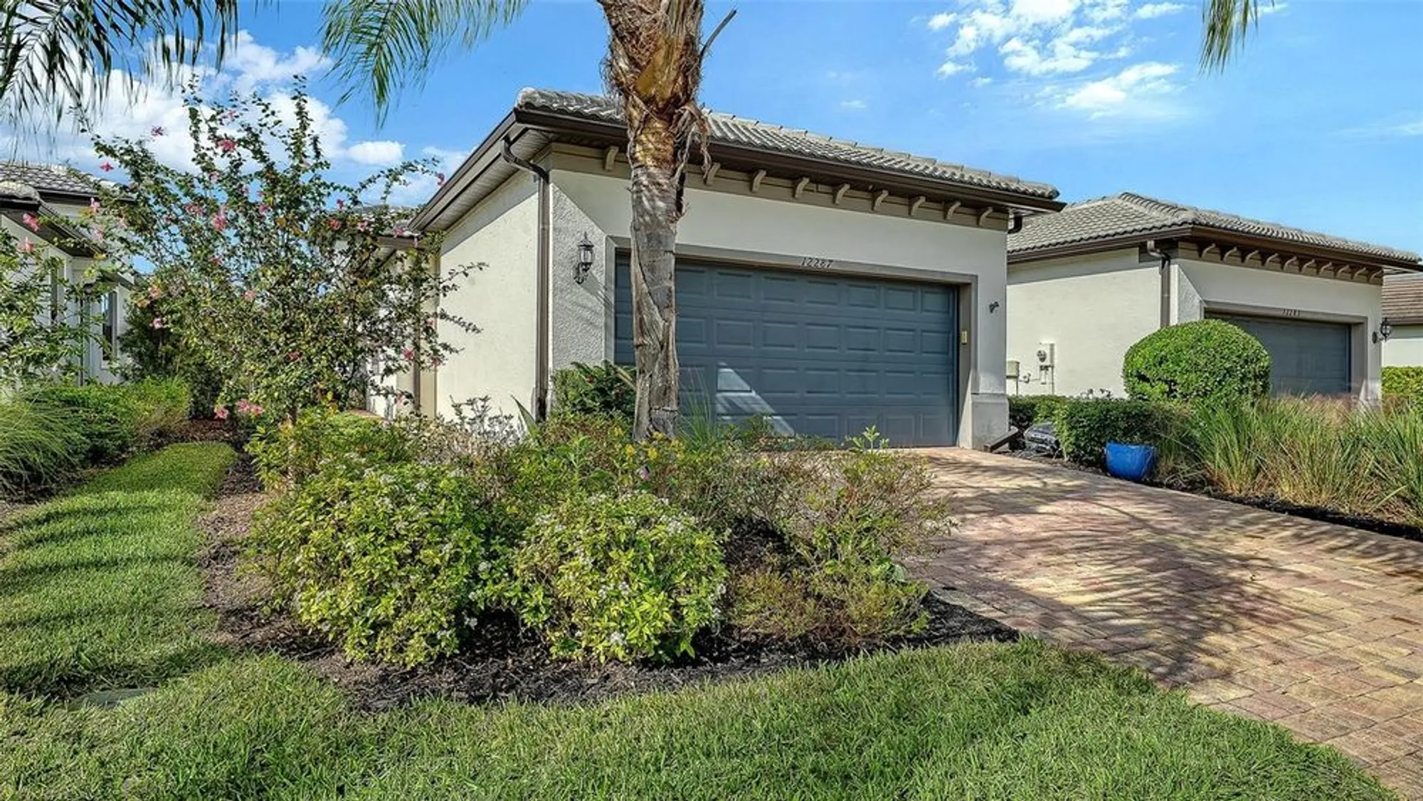 Property Slideshow image 1 of 53 | 12287 myrtle bay ct, Sarasota, FL, 34238