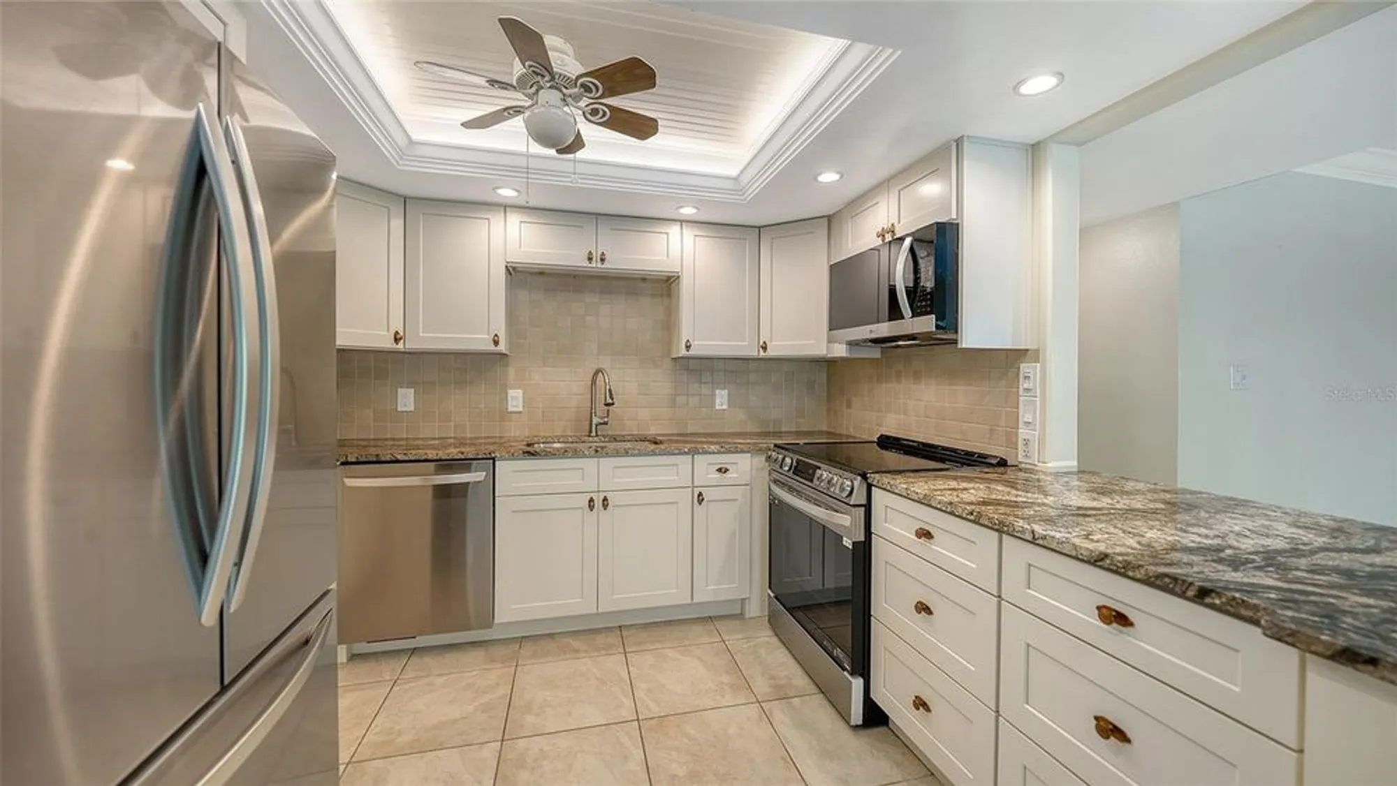 Property Slideshow image 36 of 91 | 225 hourglass way apt 103, Sarasota, FL, 34242