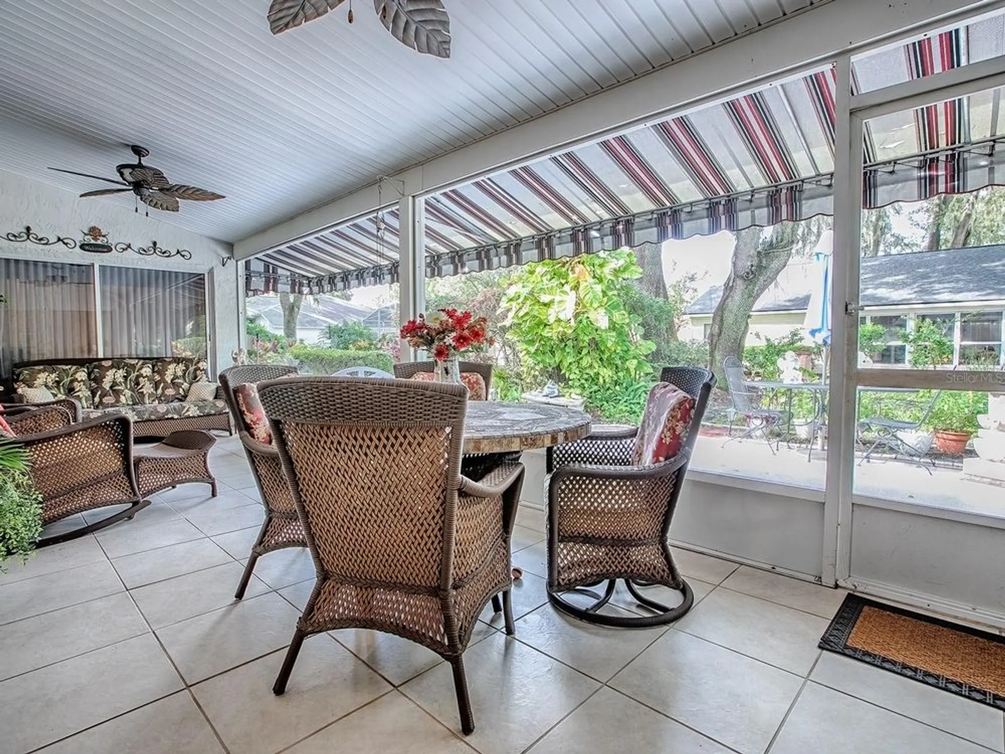 Property Slideshow image 35 of 62 | 25749 whisper oaks rd, Leesburg, FL, 34748