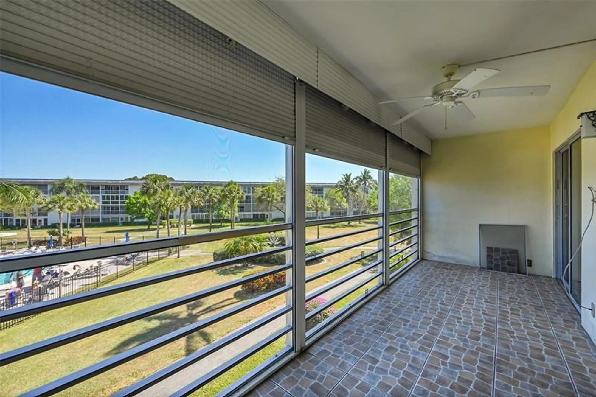 Property Slideshow image 24 of 29 | 2901 victoria cir k3, Coconut Creek, FL, 33066