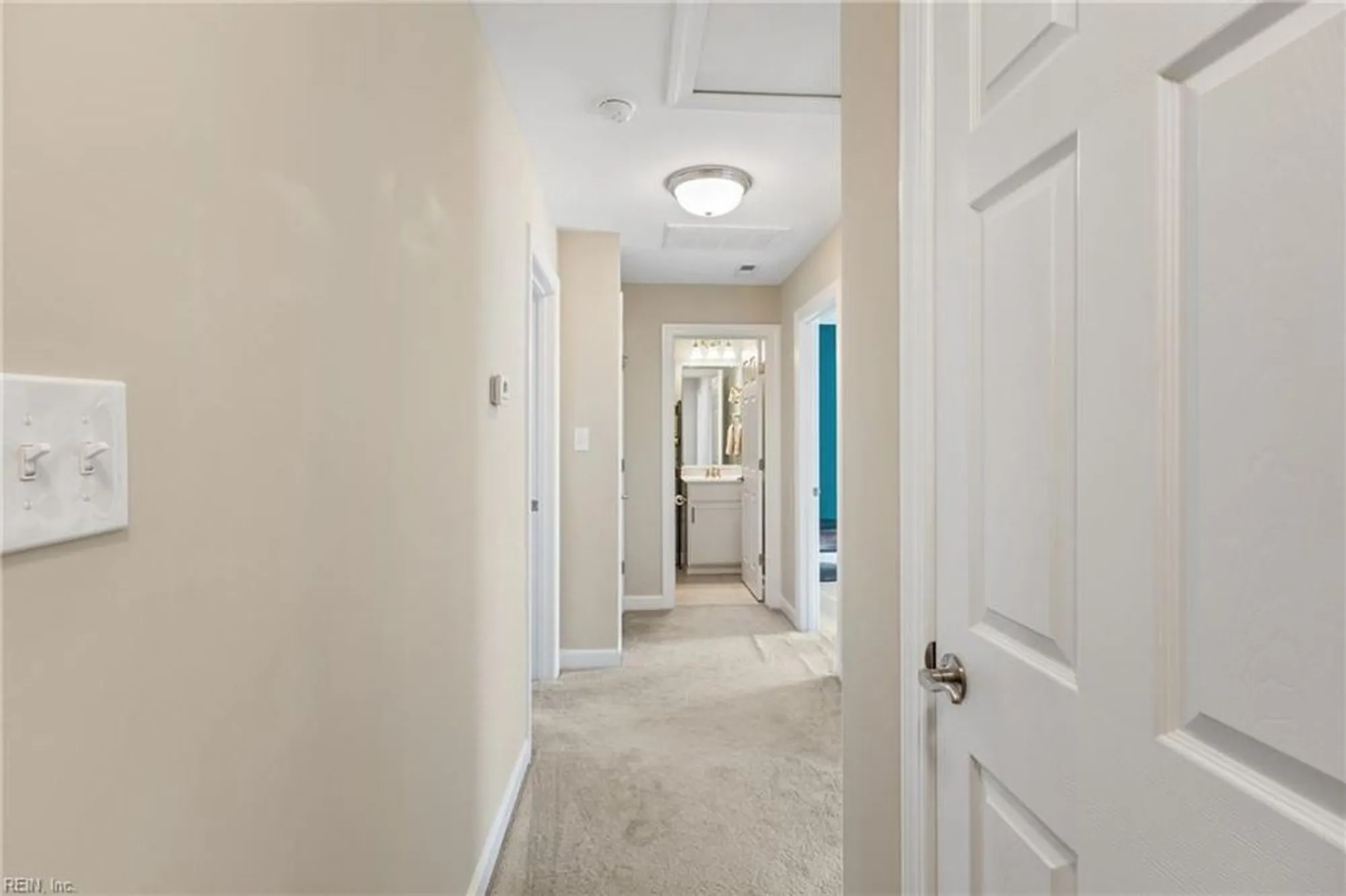 Property Slideshow image 19 of 26 | 1022 holmes ct, Williamsburg, VA, 23188