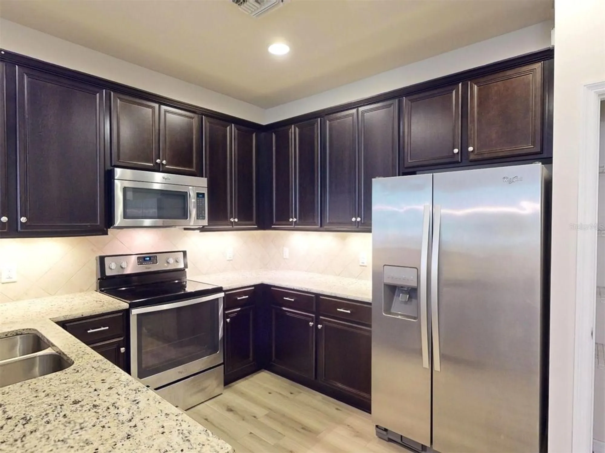 Property Slideshow image 16 of 85 | 2476 daisy dr, North Port, FL, 34289