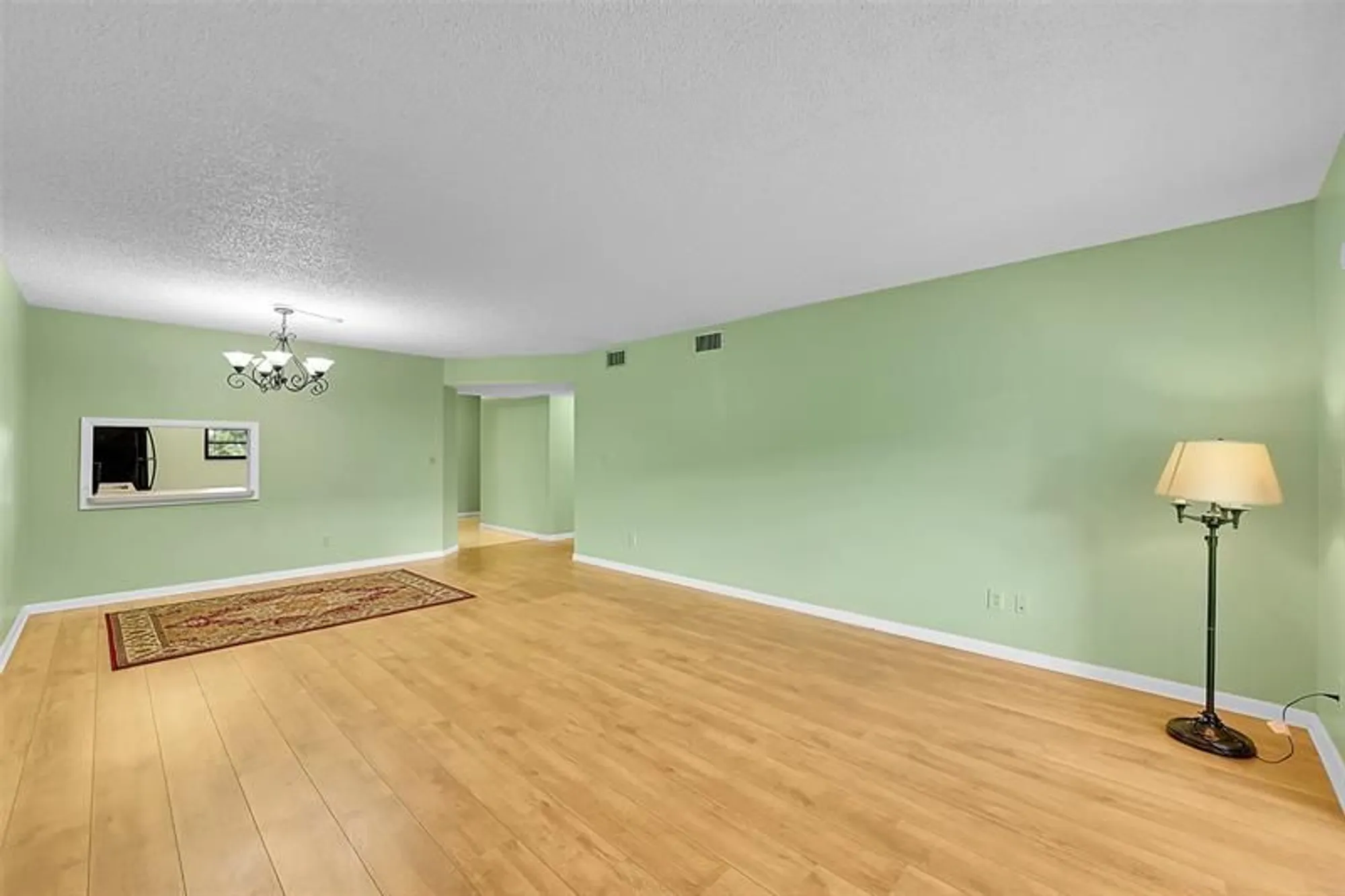 Property Slideshow image 12 of 64 | 4940 e sabal palm blvd apt 202, Tamarac, FL, 33319