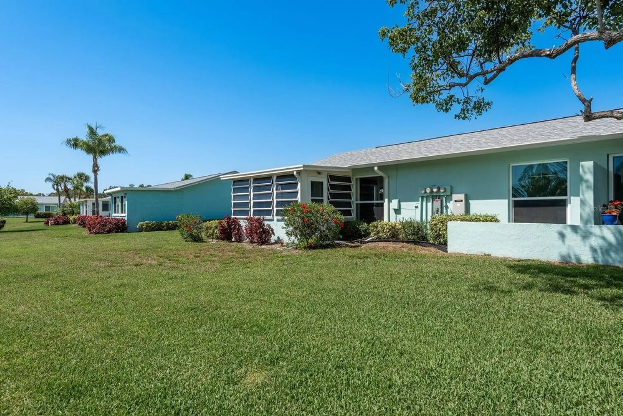 Property Slideshow image 26 of 55 | 2738 sherbrooke ln c, Palm Harbor, FL, 34684