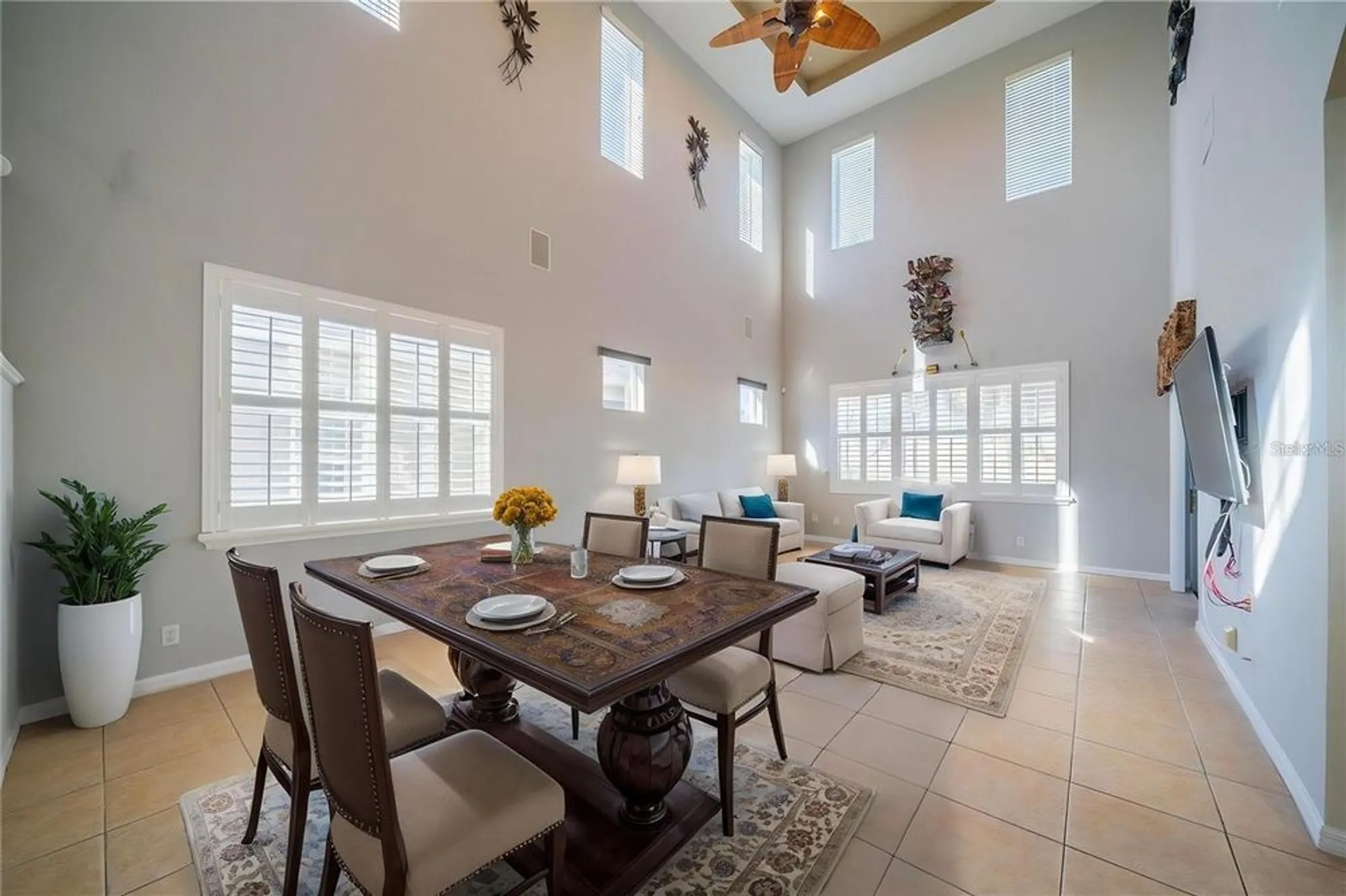 Property Slideshow image 9 of 60 | 445 noble faire dr, Sun City Center, FL, 33573