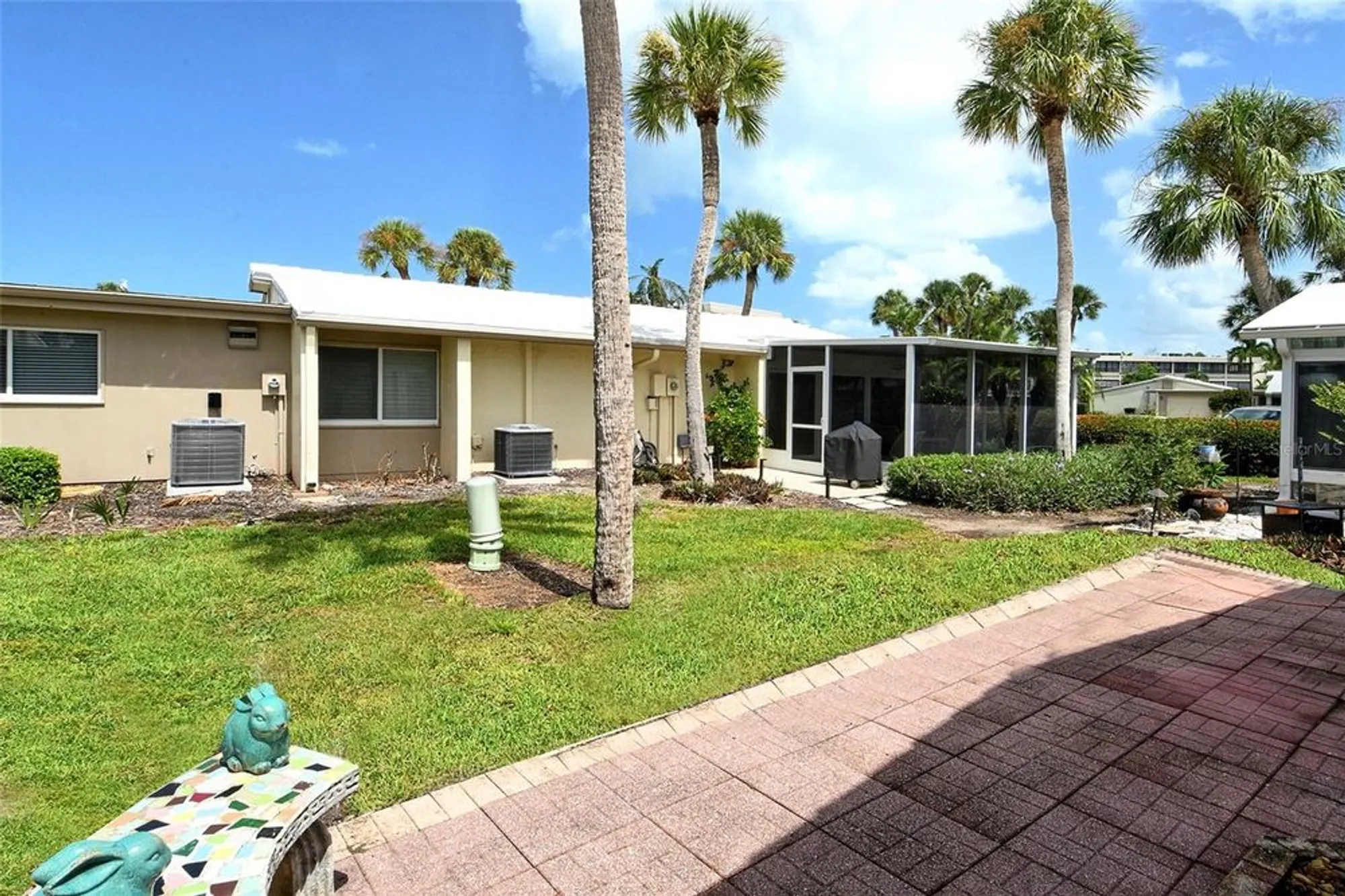 Property Slideshow image 14 of 68 | 143 whispering sands dr # v30, Sarasota, FL, 34242