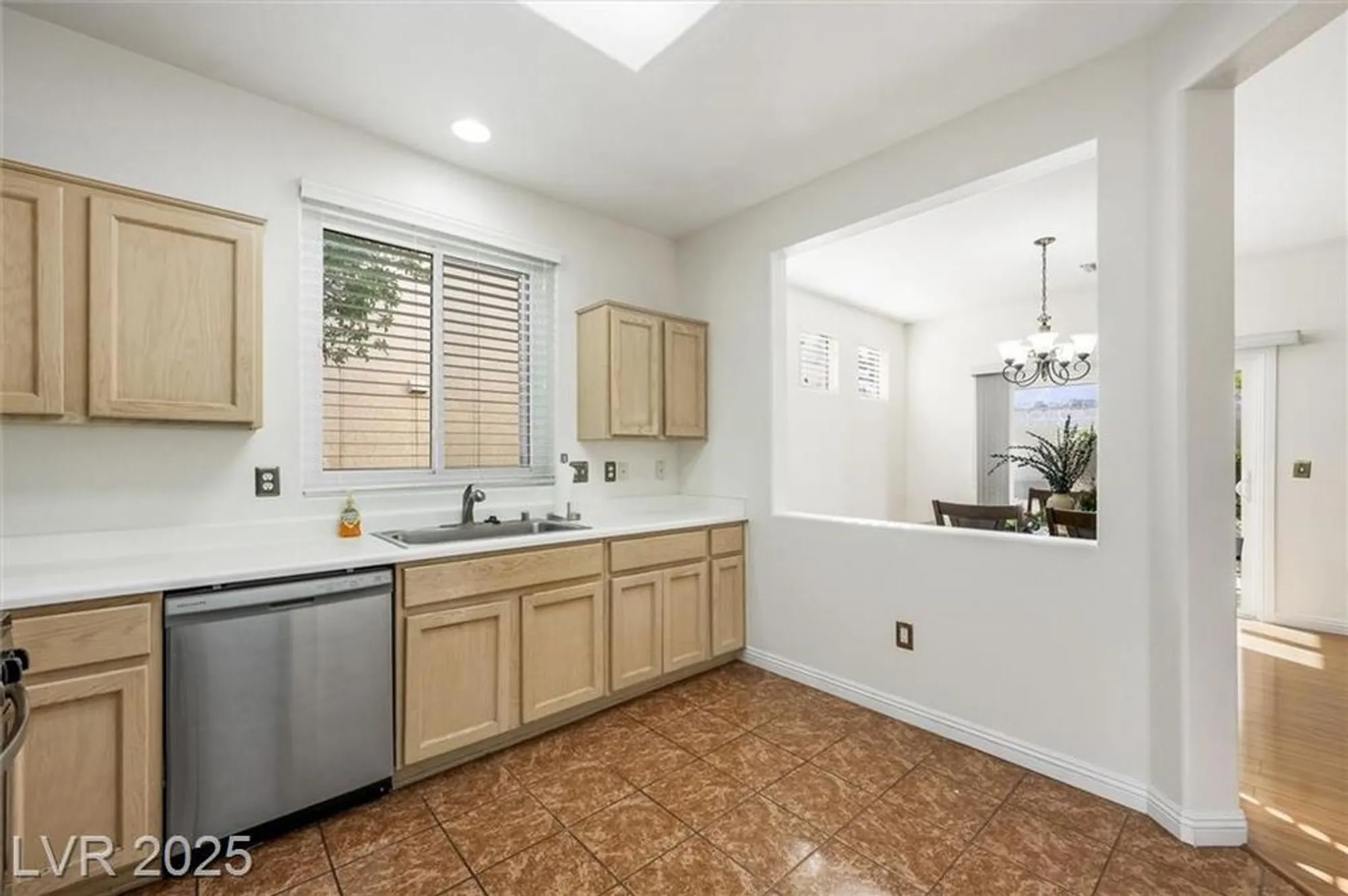 Property Slideshow image 12 of 40 | 2313 sun cliffs st, Las Vegas, NV, 89134