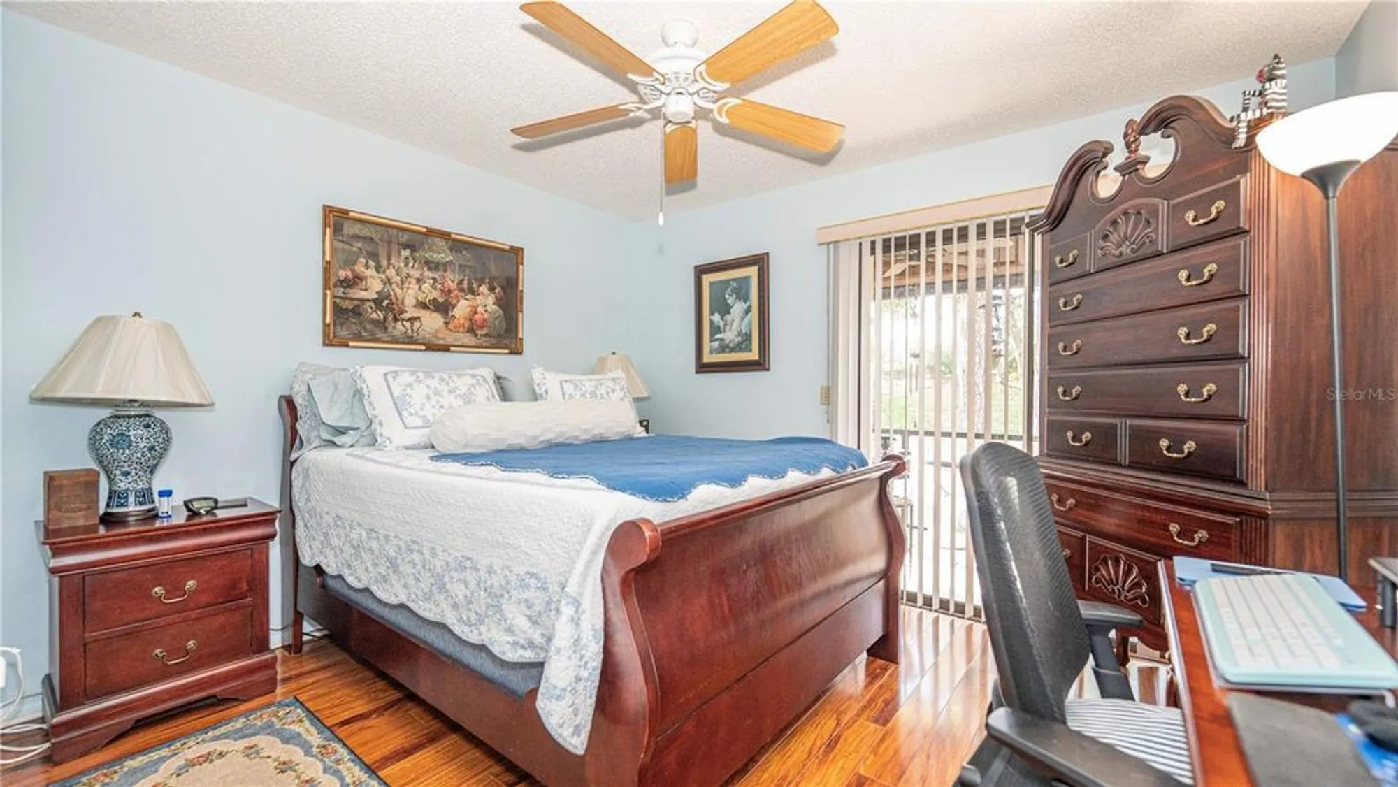 Property Slideshow image 24 of 38 | 272 beaver dam ct, Royal Palm Beach, FL, 33411