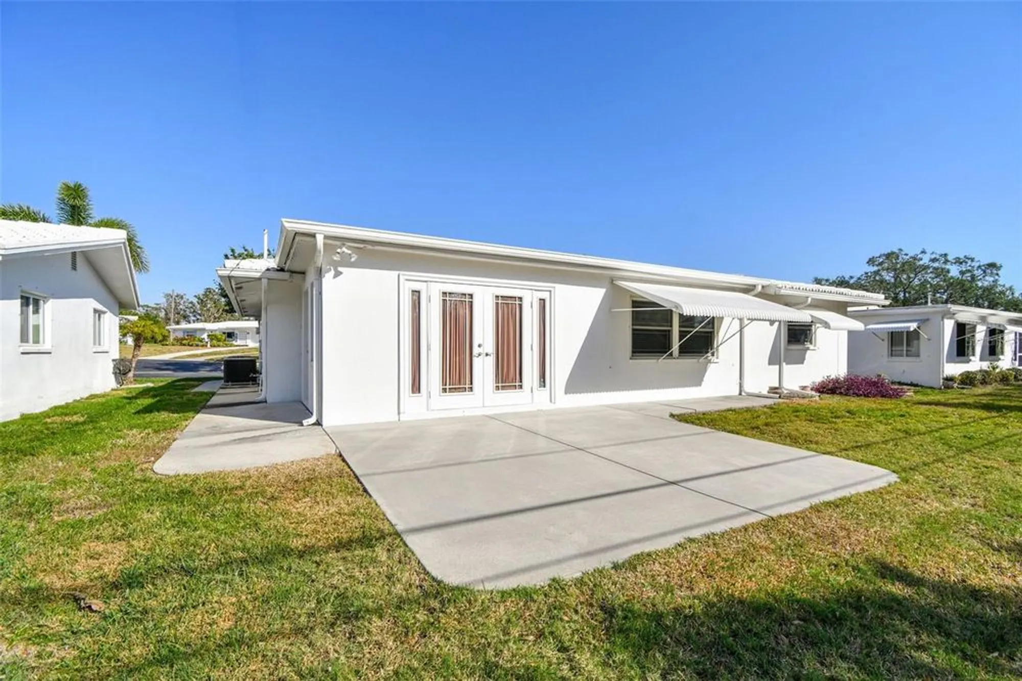 Property Slideshow image 22 of 31 | 9548 141st st, Seminole, FL, 33776