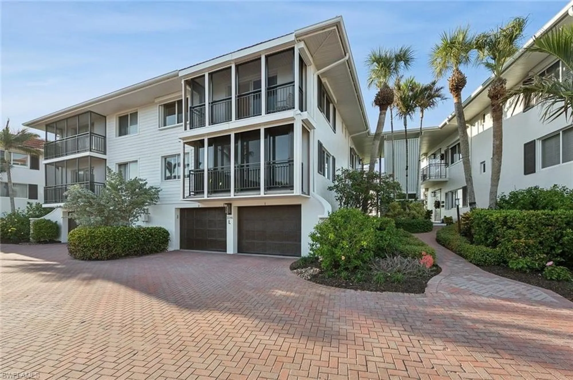 Property Slideshow image 17 of 28 | 2246 gulf shore blvd l2, Naples, FL, 34102