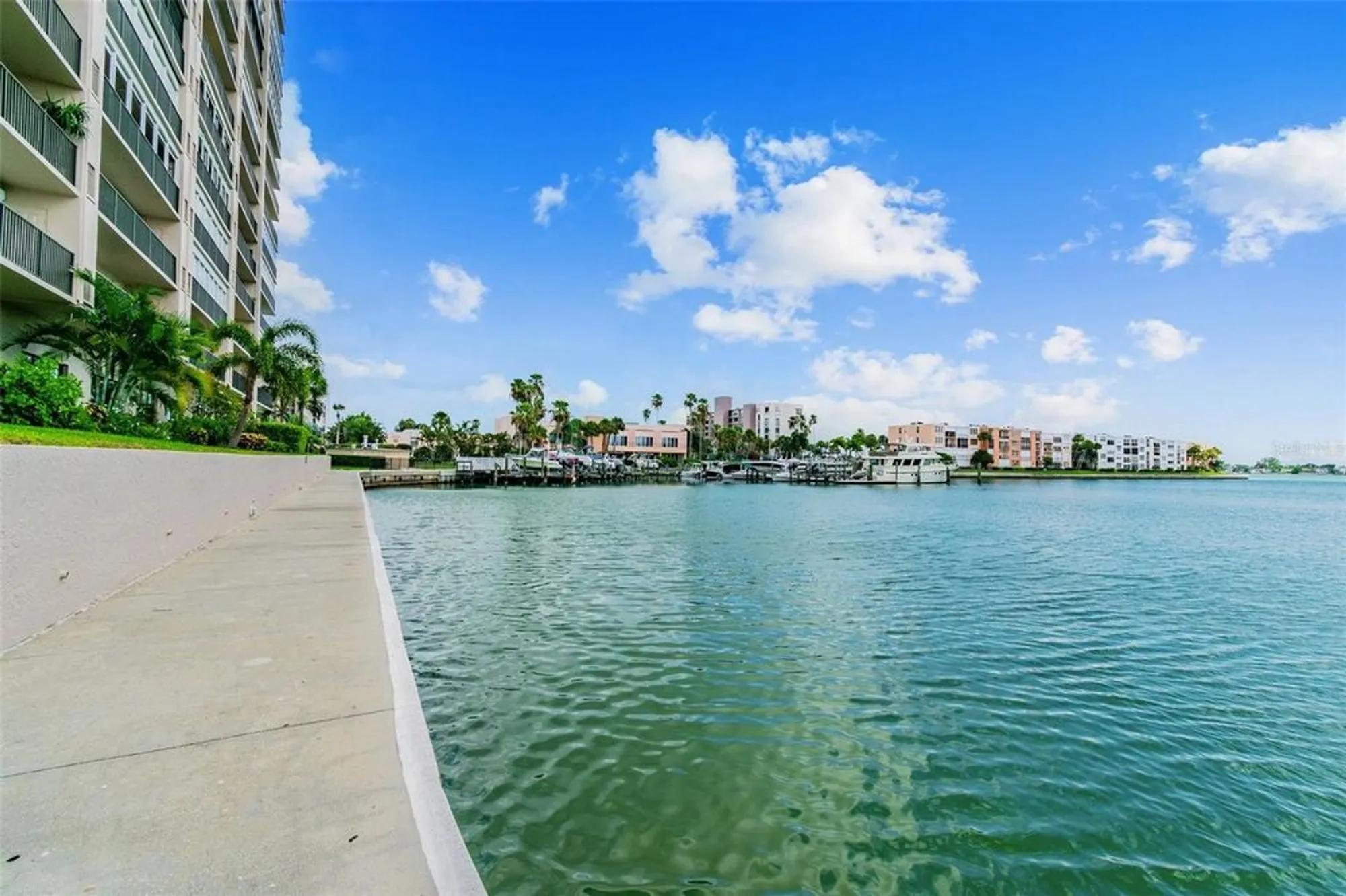 Property Slideshow image 58 of 93 | 7400 sun island dr 207, South Pasadena, FL, 33707