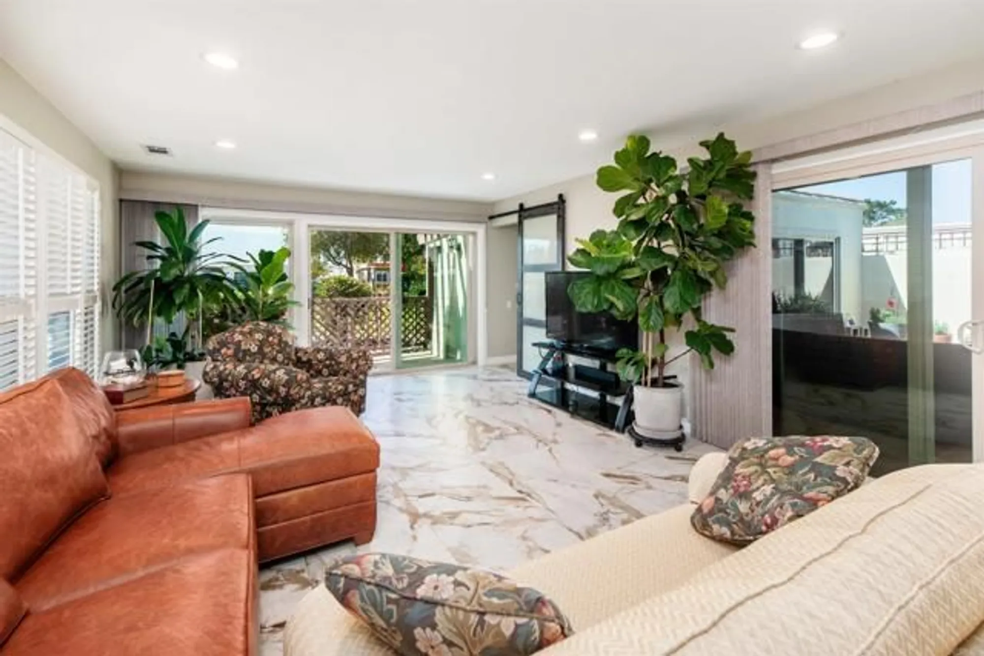 Property Slideshow image 5 of 33 | 3621 vista campana 64, Oceanside, CA, 92057