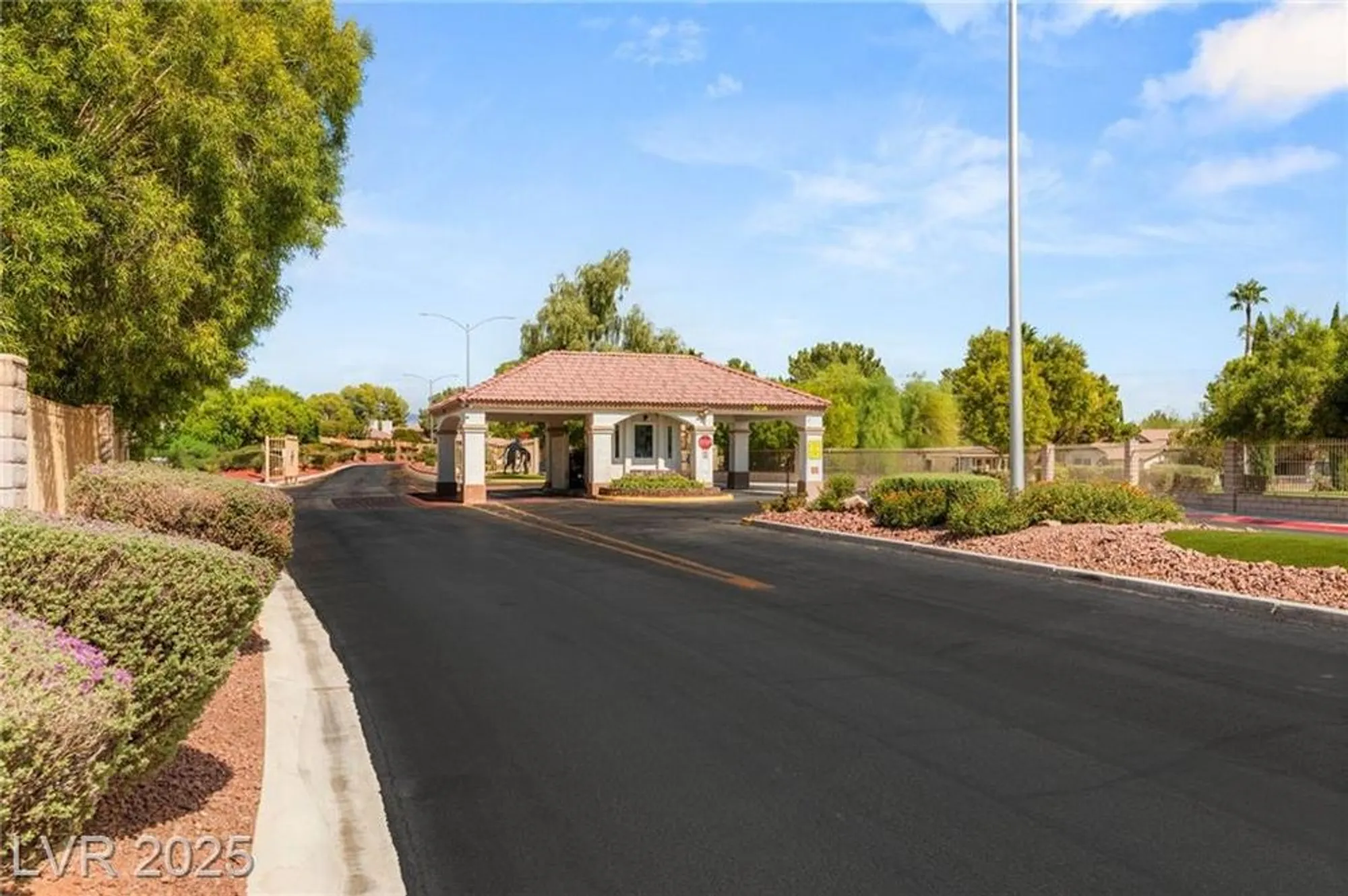 Property Slideshow image 33 of 40 | 5605 bay shore cir, Las Vegas, NV, 89130