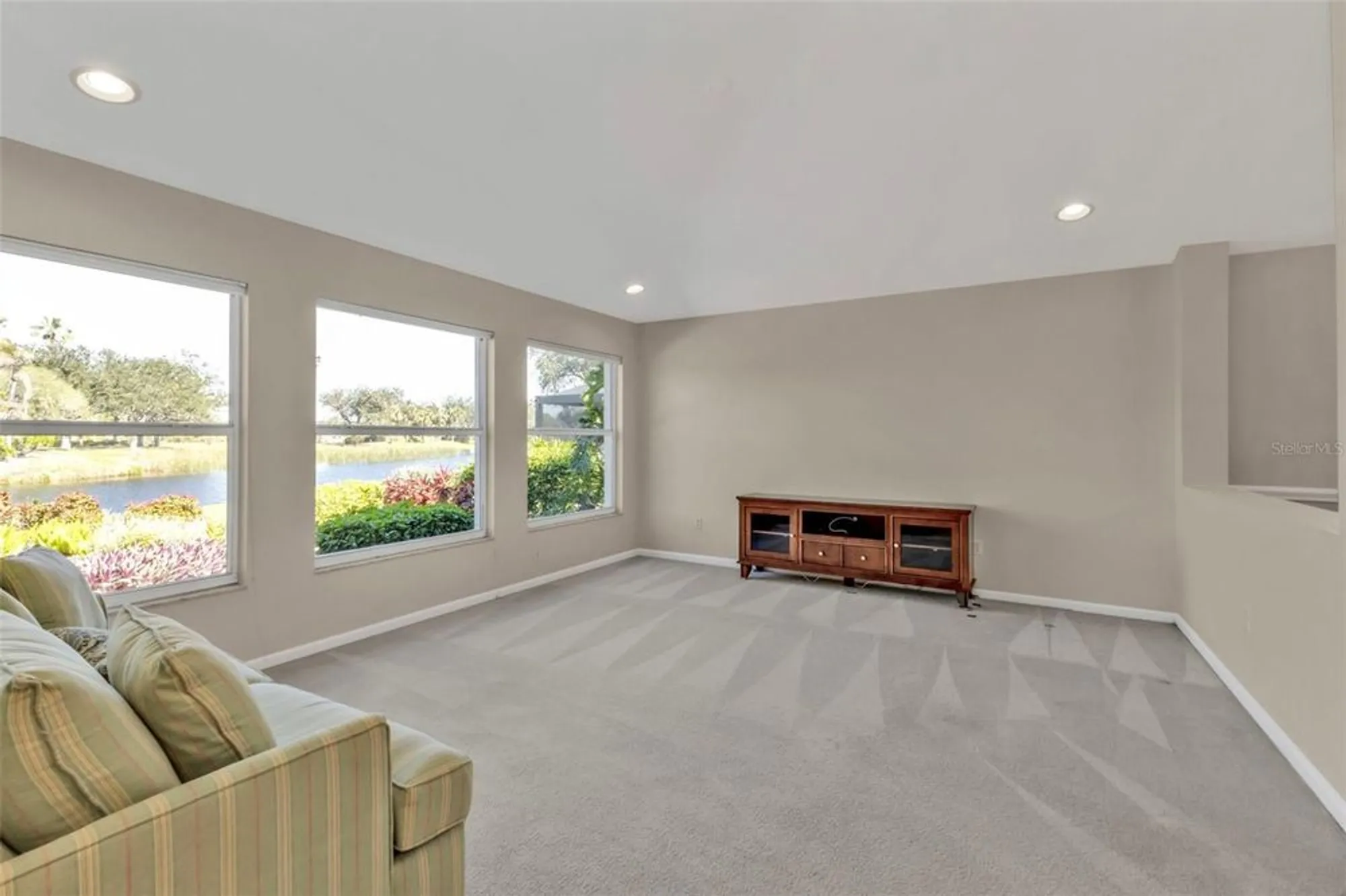 Property Slideshow image 16 of 61 | 3380 bay ridge way, Port Charlotte, FL, 33953