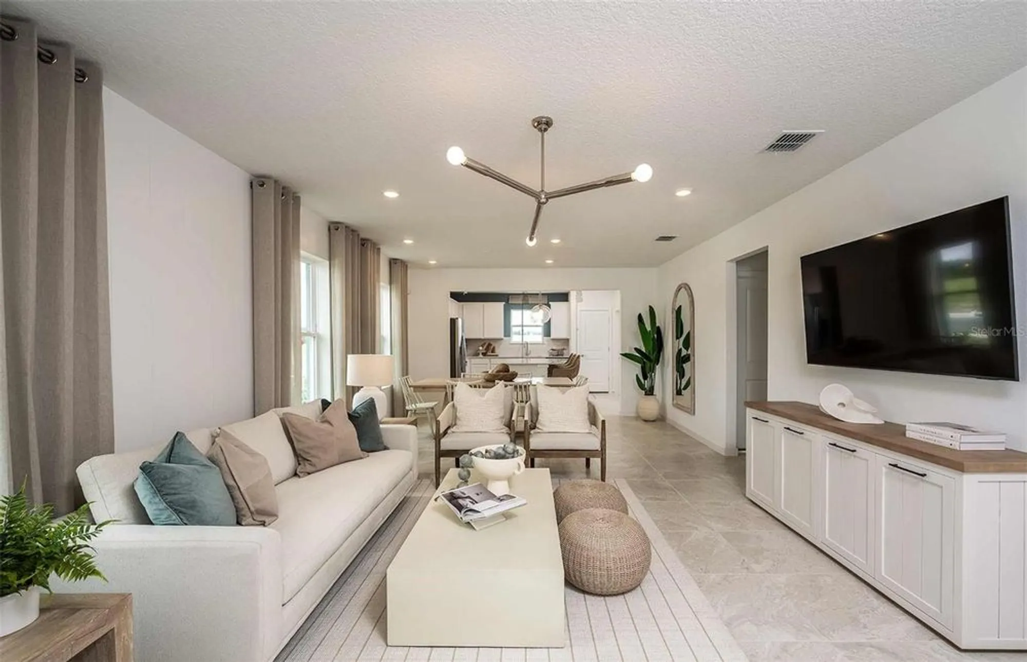 Property Slideshow image 5 of 32 | 5492 sw 82nd ter, Ocala, FL, 34481