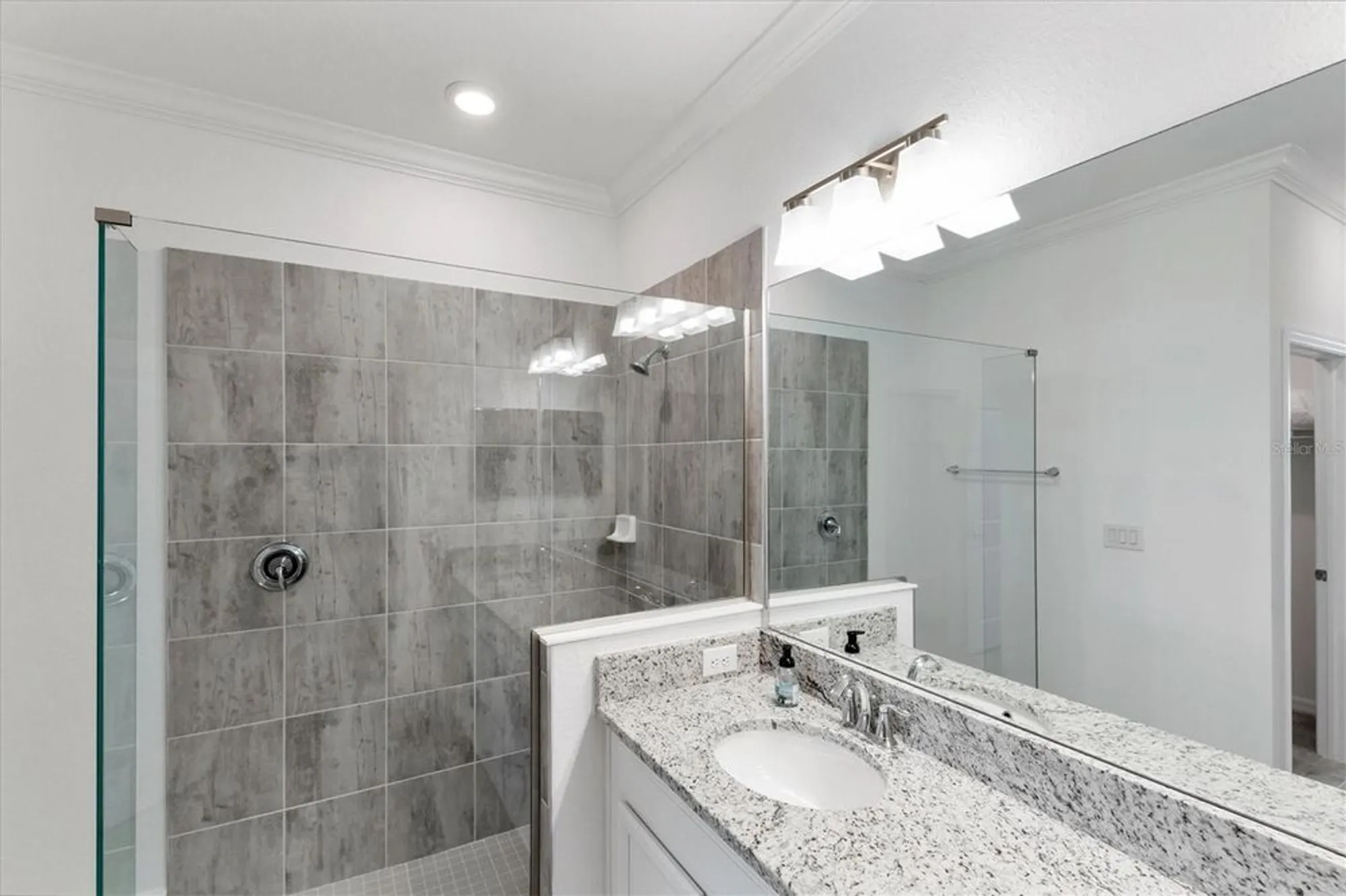 Property Slideshow image 33 of 38 | 24273 spartina dr, Venice, FL, 34293