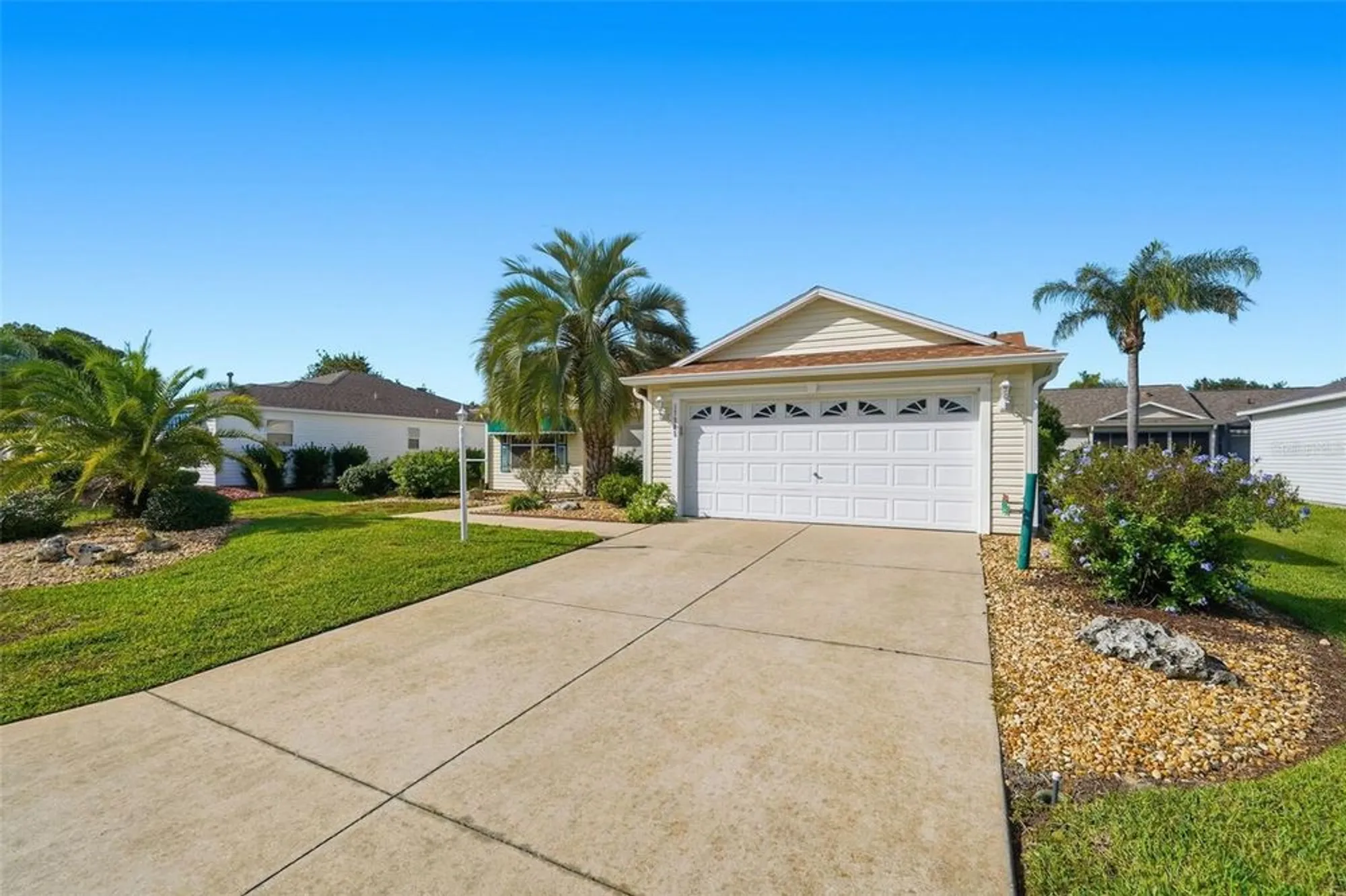 Property Slideshow image 46 of 69 | 17985 se 92nd amory ave, The Villages, FL, 32162