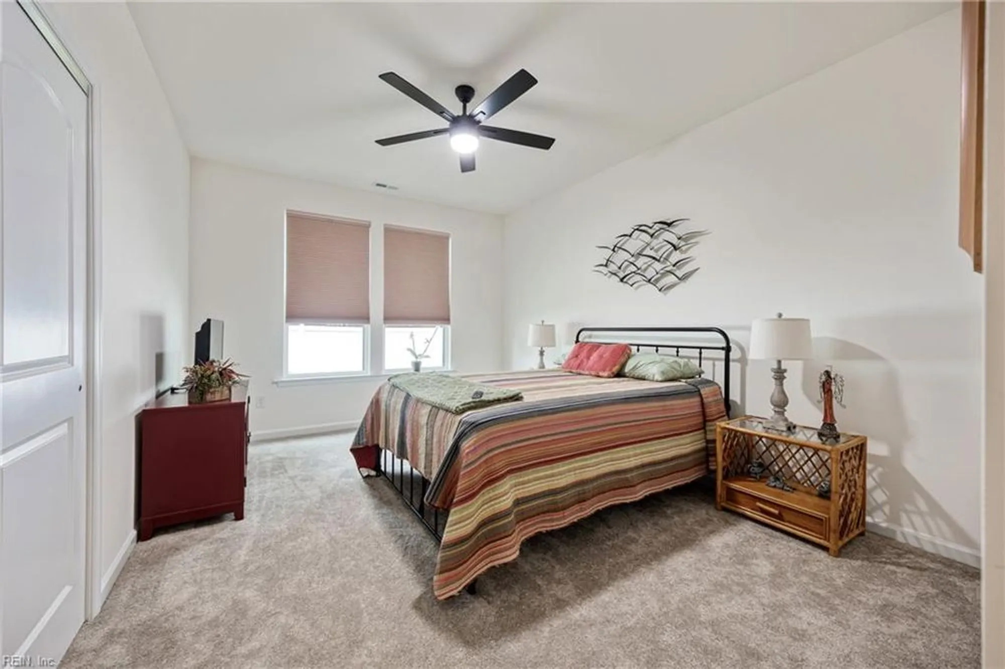 Property Slideshow image 23 of 39 | 221 richmond ave, Smithfield, VA, 23430