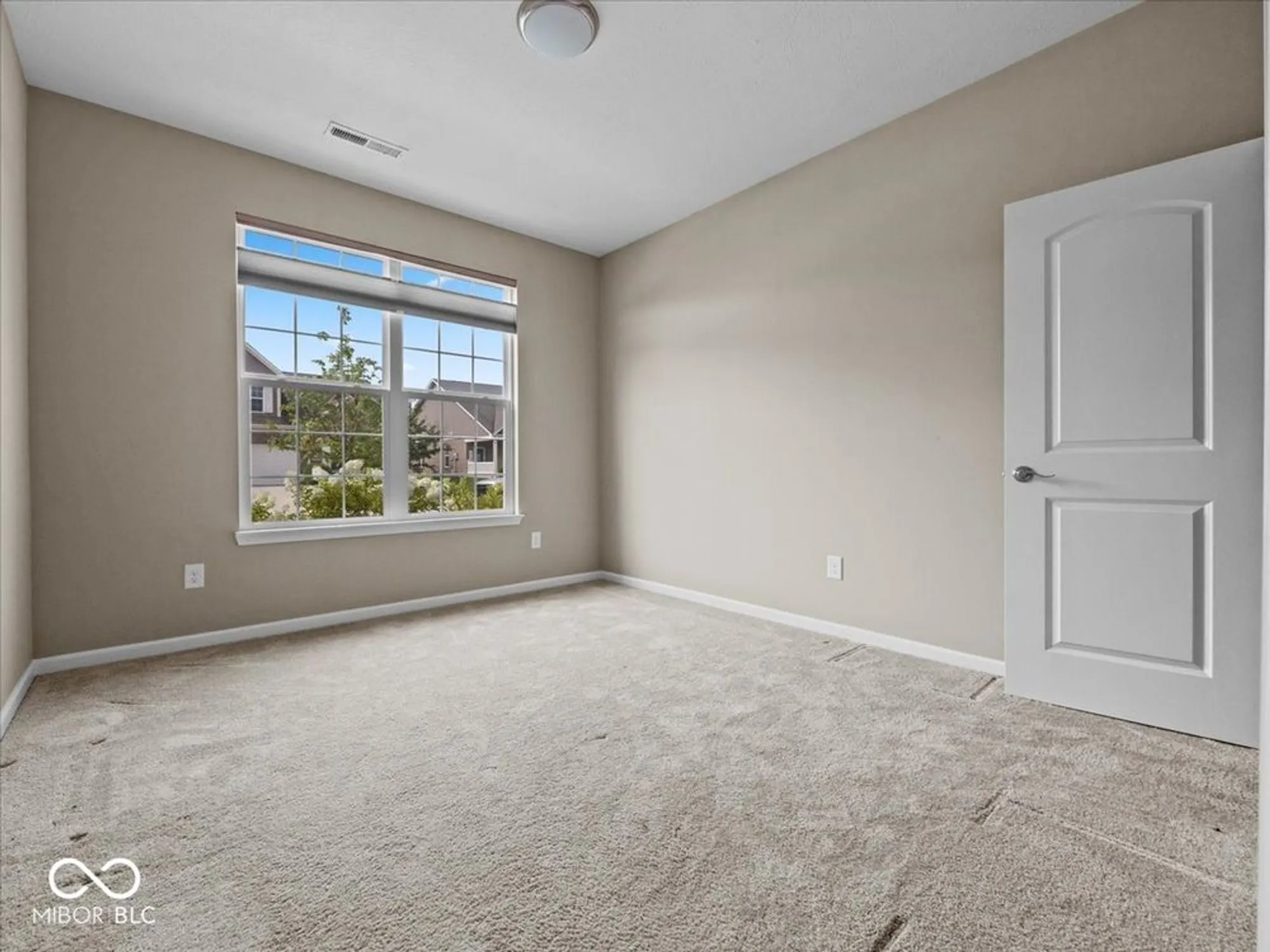 Property Slideshow image 28 of 38 | 8750 twain ln, Indianapolis, IN, 46239