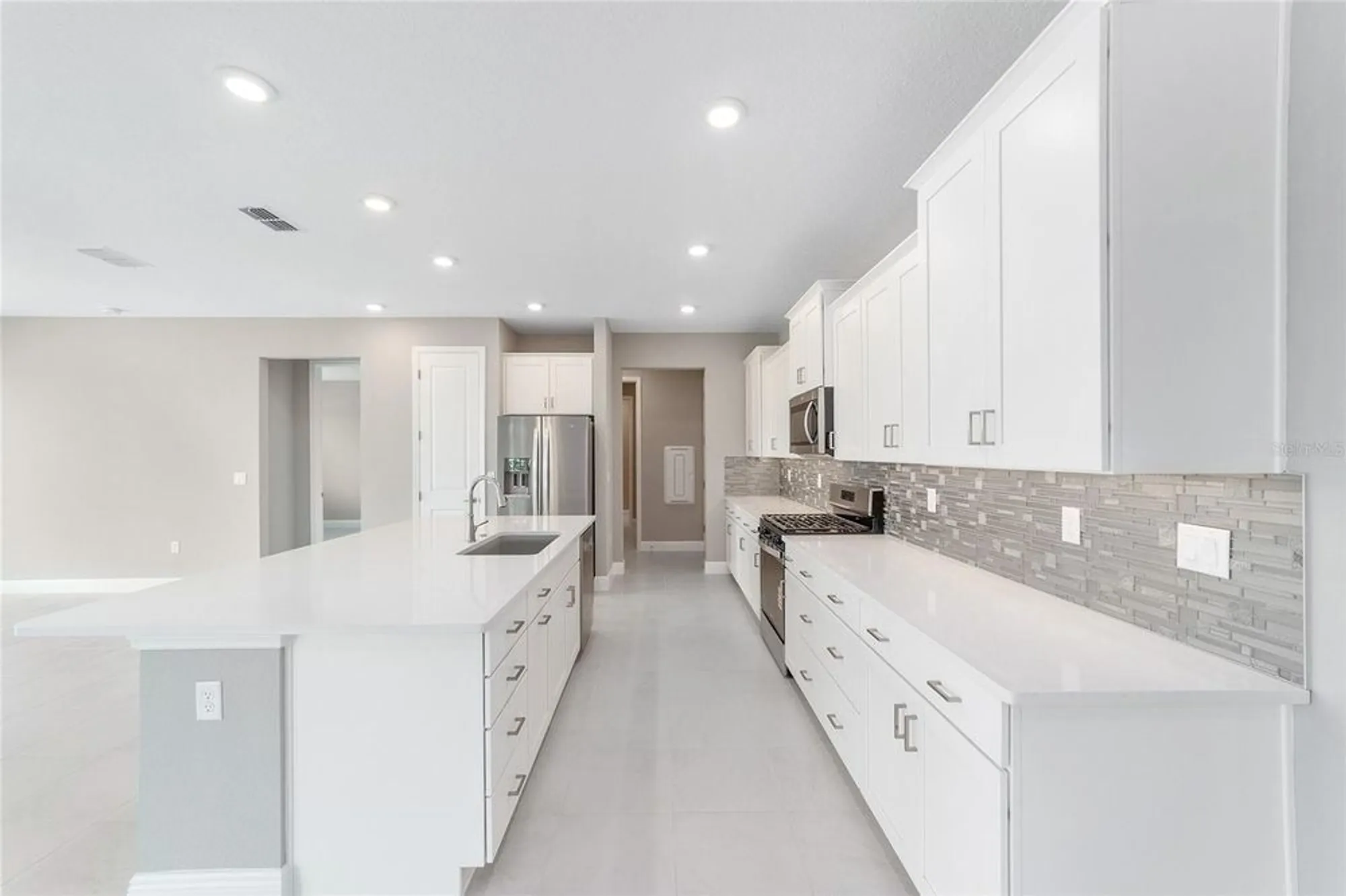 Property Slideshow image 19 of 41 | 10358 sw 105th ct, Ocala, FL, 34481