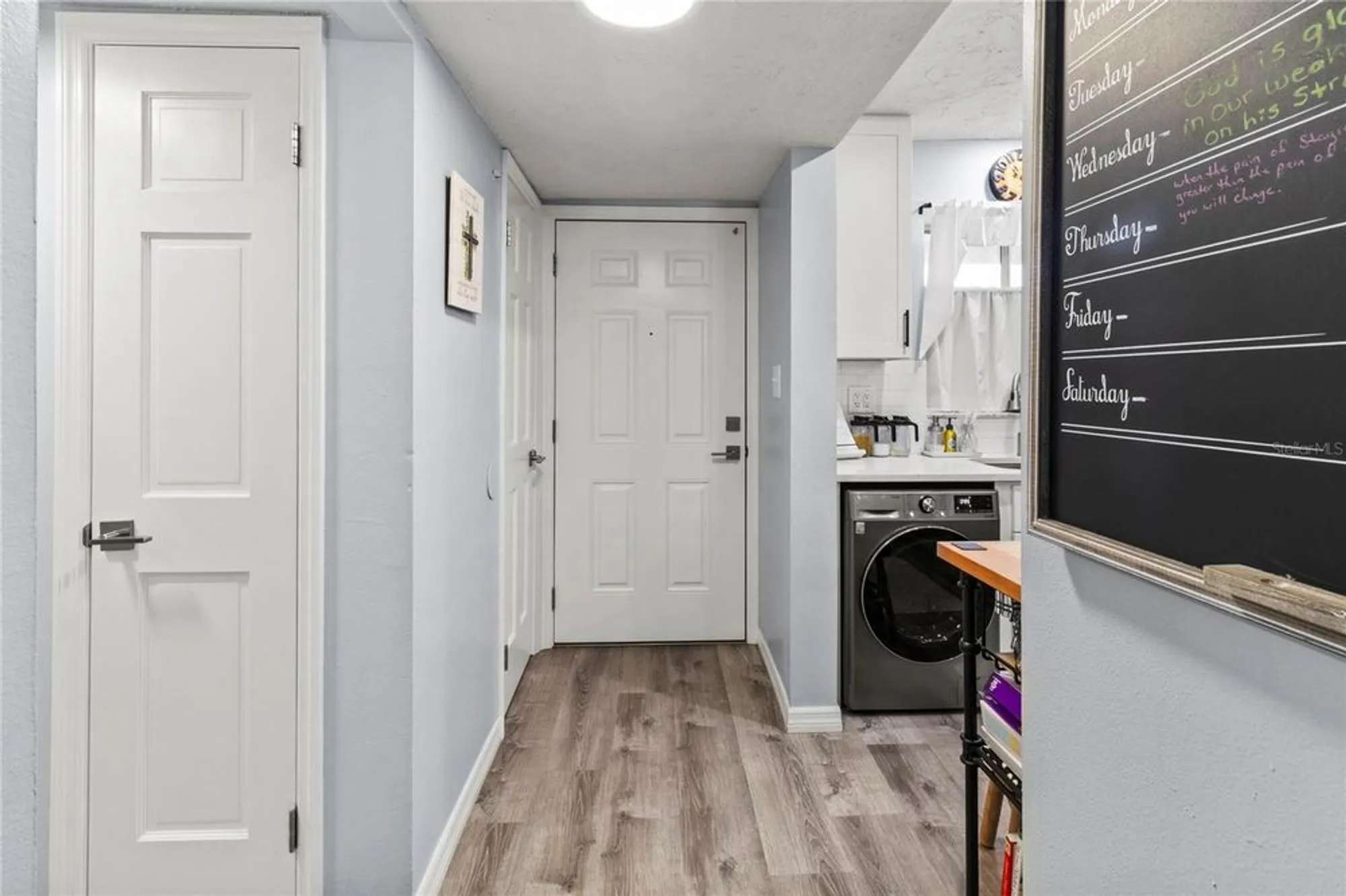 Property Slideshow image 13 of 38 | 4189 heron way # 406e, Bradenton, FL, 34205