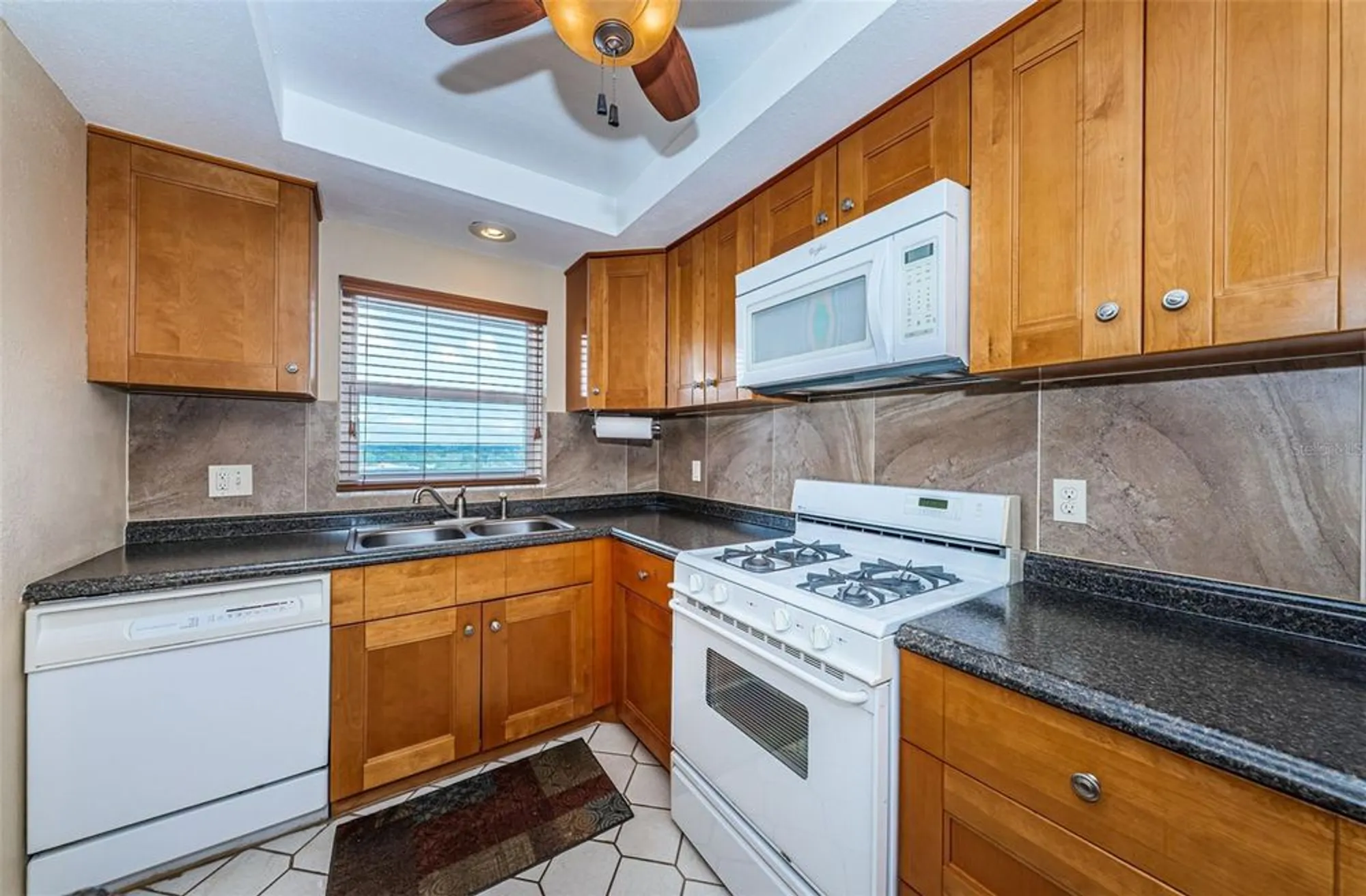 Property Slideshow image 22 of 82 | 6020 shore blvd 1009, Gulfport, FL, 33707