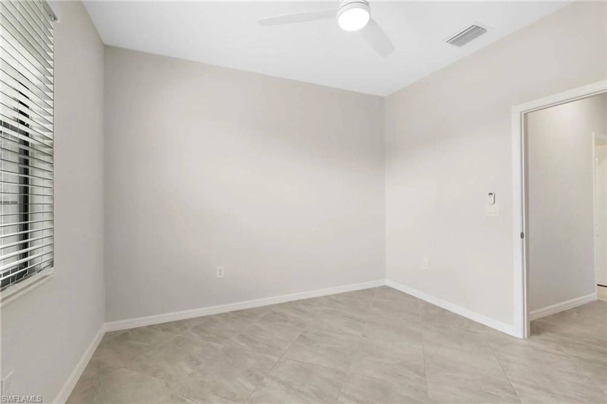 Property Slideshow image 29 of 49 | 19752 the place blvd, Estero, FL, 33928