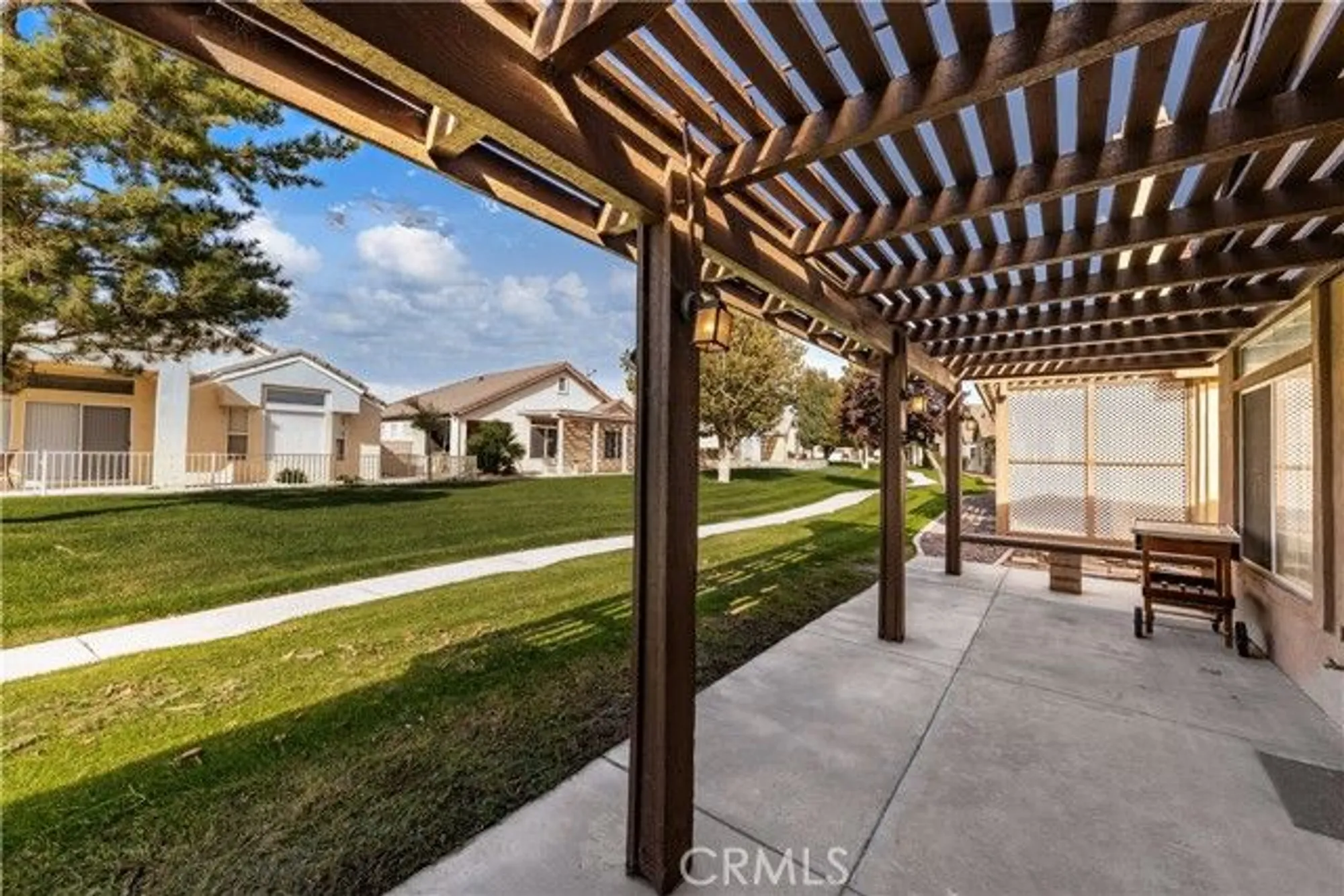 Property Slideshow image 50 of 60 | 19598 rolling green dr, Apple Valley, CA, 92308