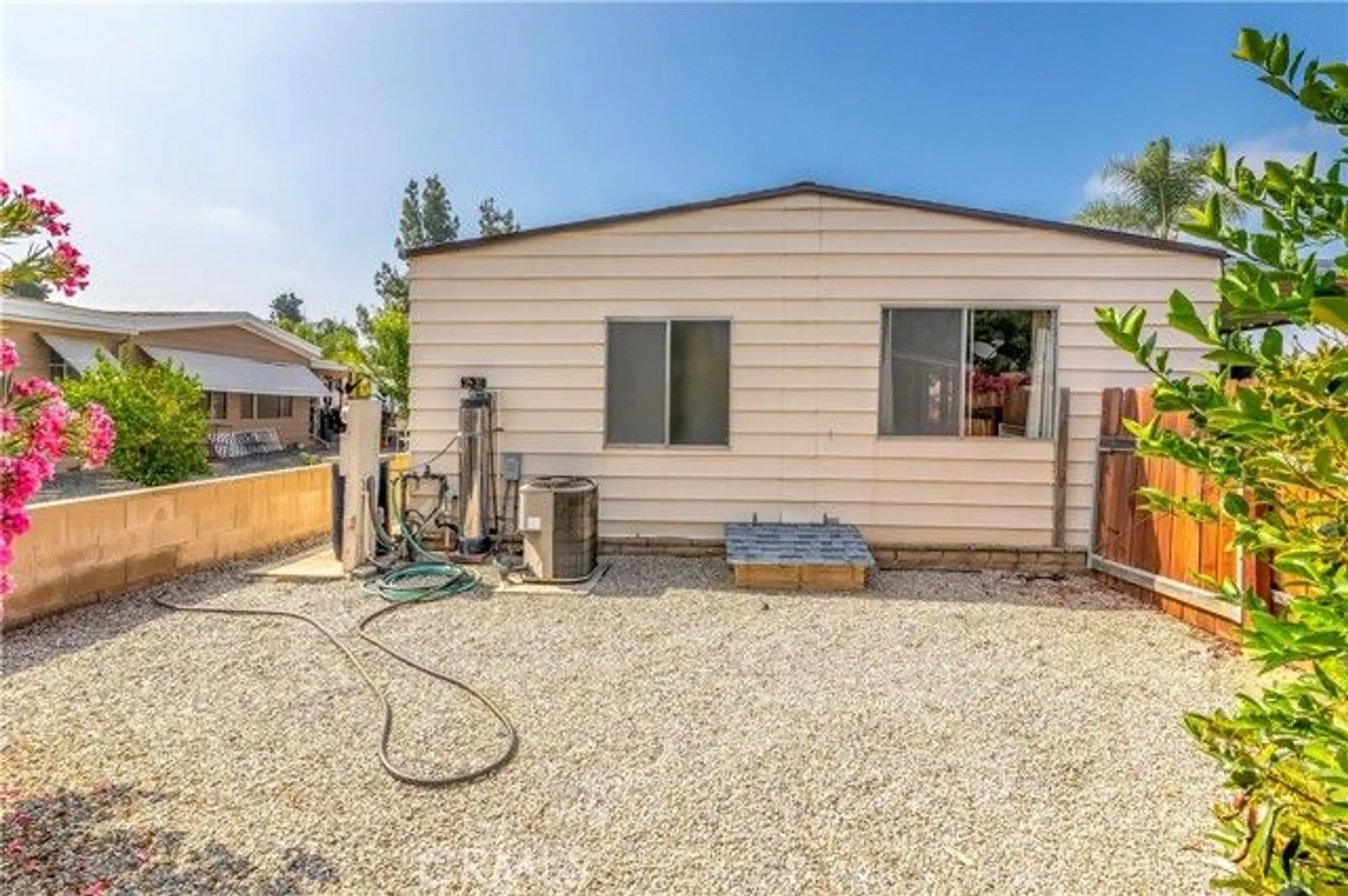 Property Slideshow image 31 of 34 | 2918 dogwood way, Hemet, CA, 92545