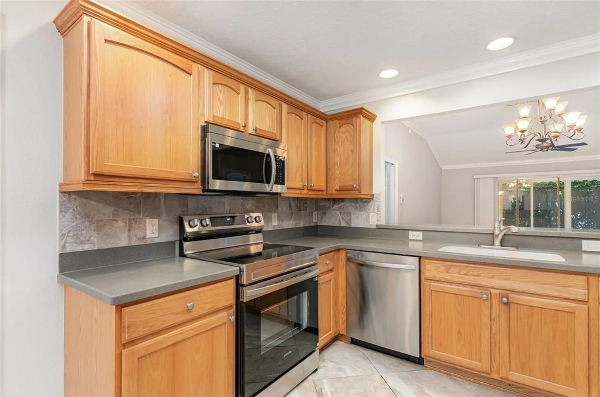 Property Slideshow image 13 of 31 | 1508 gifford ct, The Villages, FL, 32162
