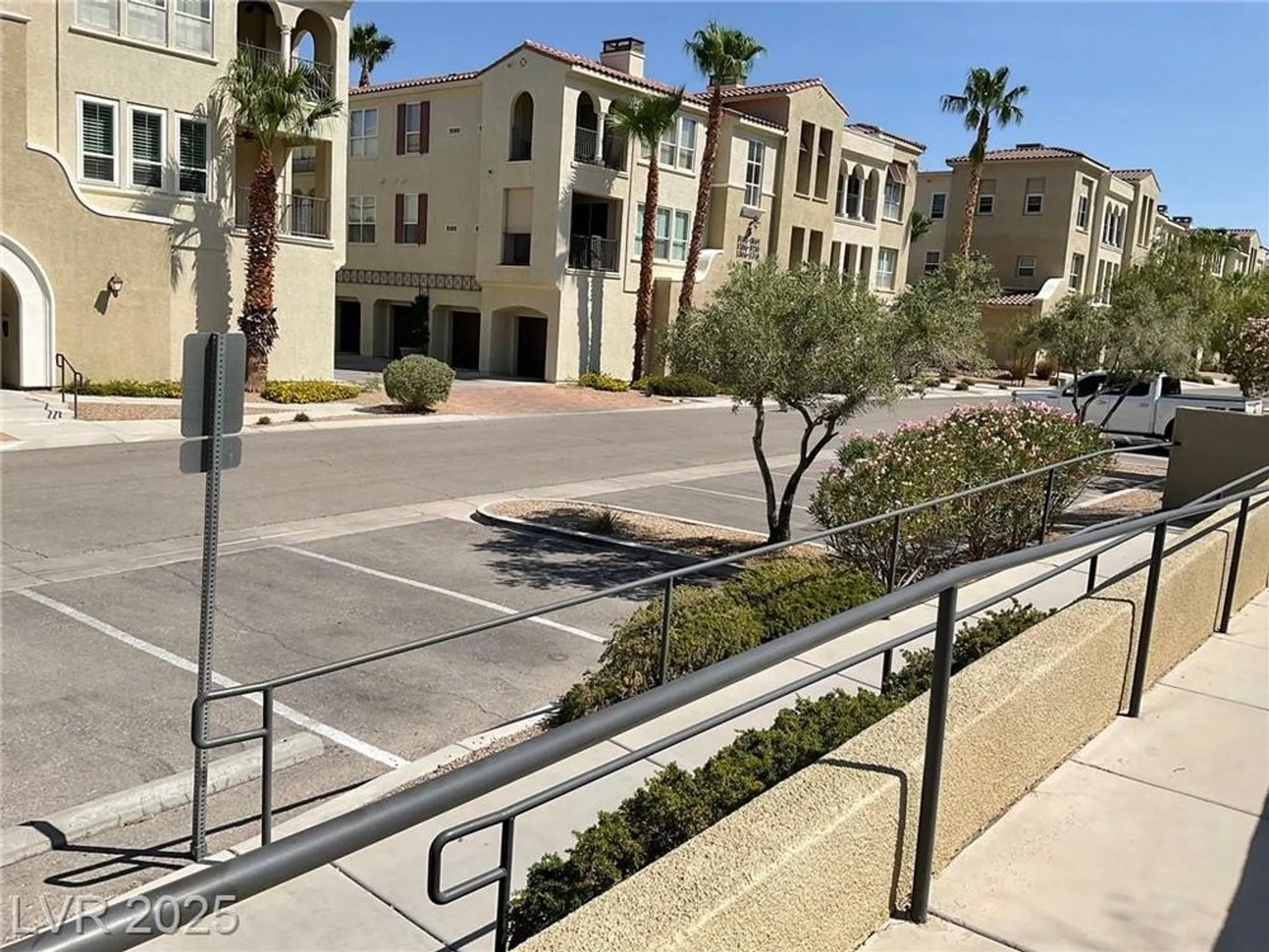 Property Slideshow image 64 of 67 | 2555 hampton rd 4209, Henderson, NV, 89052