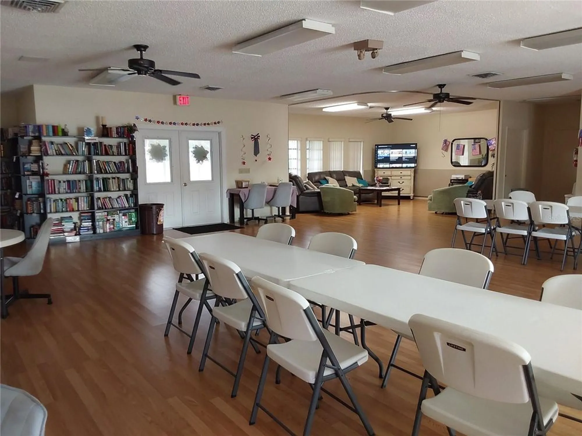 Property Slideshow image 42 of 57 | 3619 36th avenue dr, Bradenton, FL, 34205