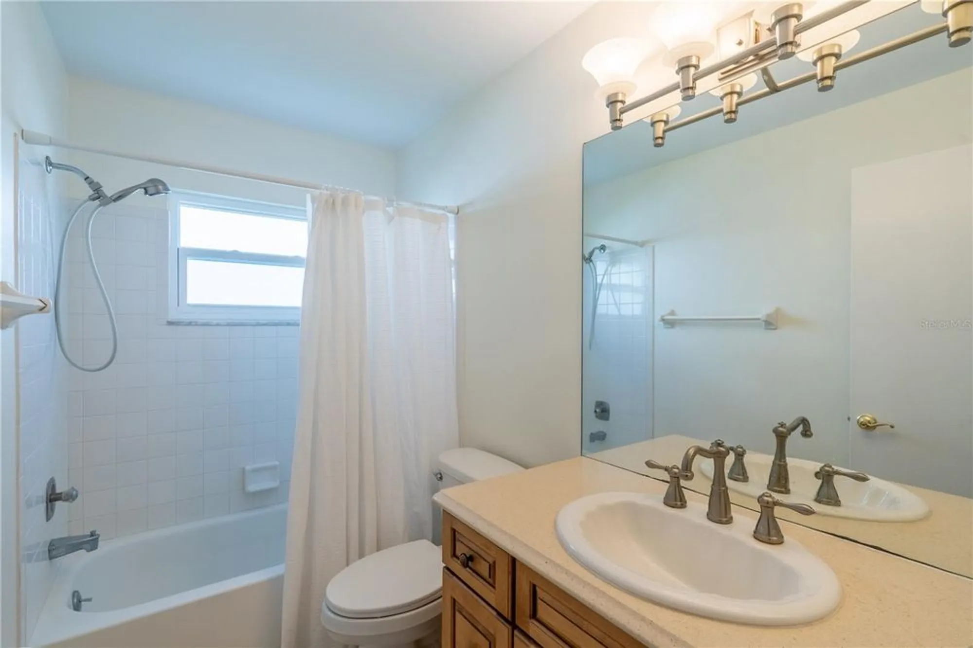 Property Slideshow image 26 of 37 | 9221 40th way n # 5, Pinellas Park, FL, 33782