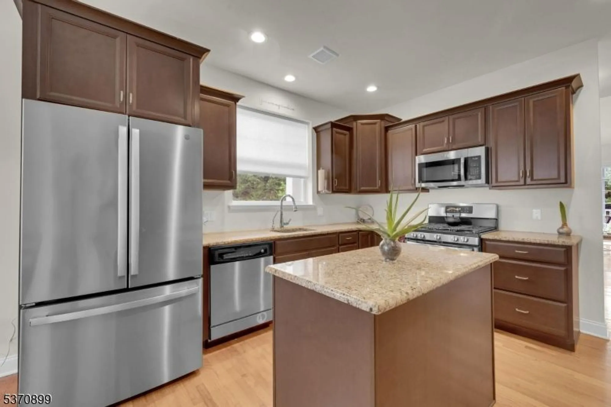 Property Slideshow image 11 of 50 | 24 lupine ln, Hackettstown, NJ, 07840