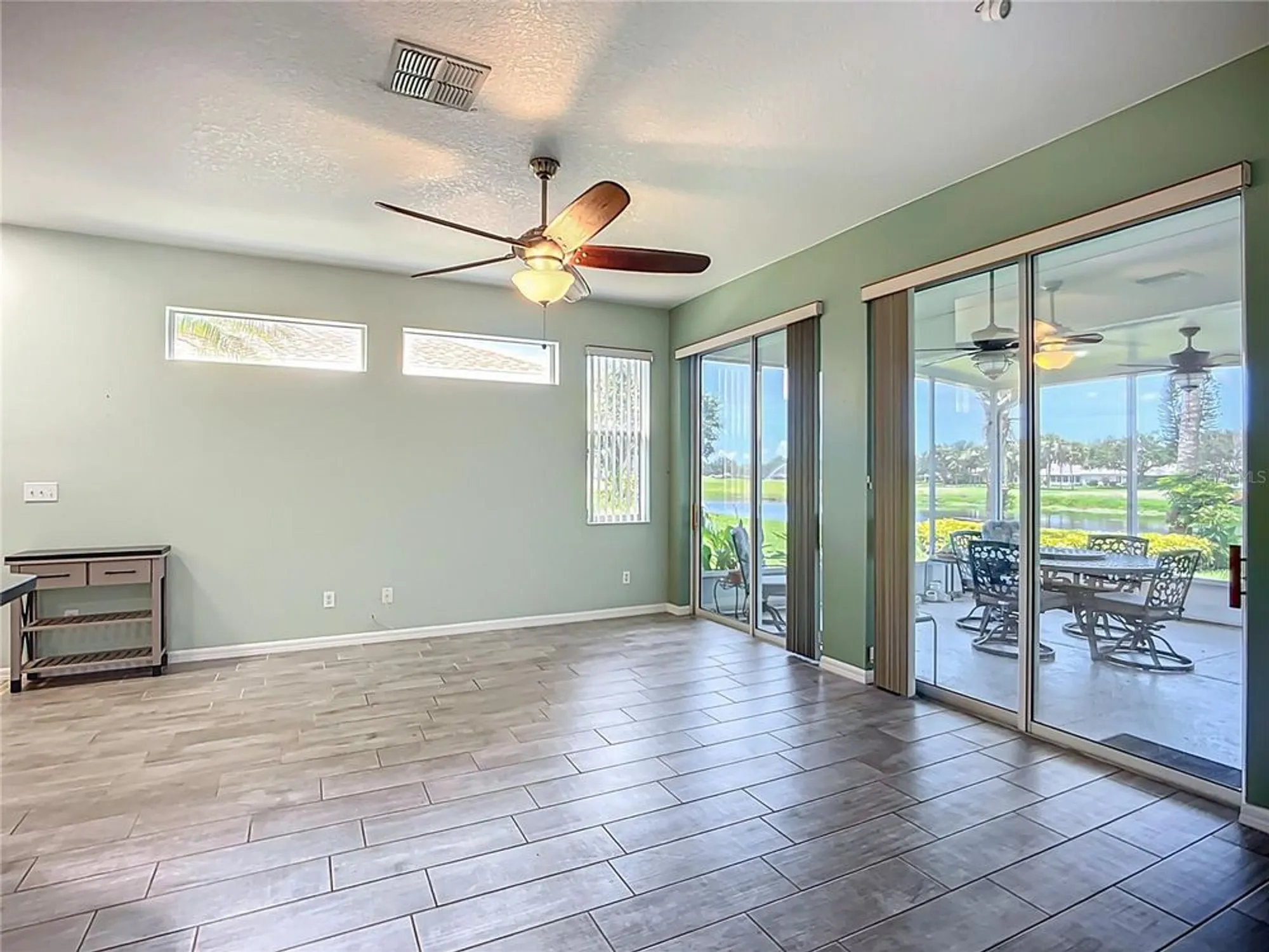 Property Slideshow image 13 of 53 | 1219 huntington greens dr, Sun City Center, FL, 33573
