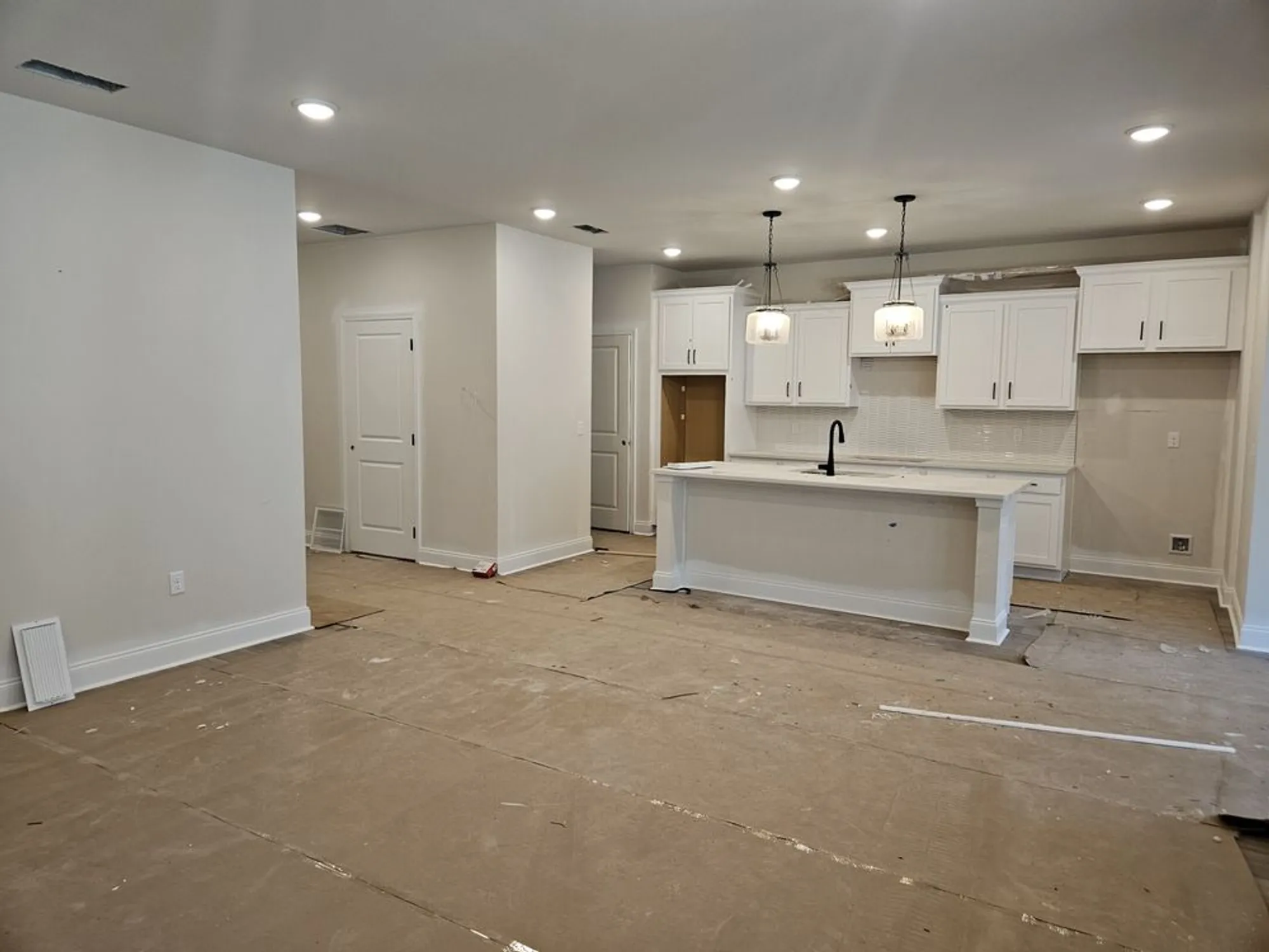 Property Slideshow image 16 of 34 | 356 stonehaus cir, Antioch, TN, 37013