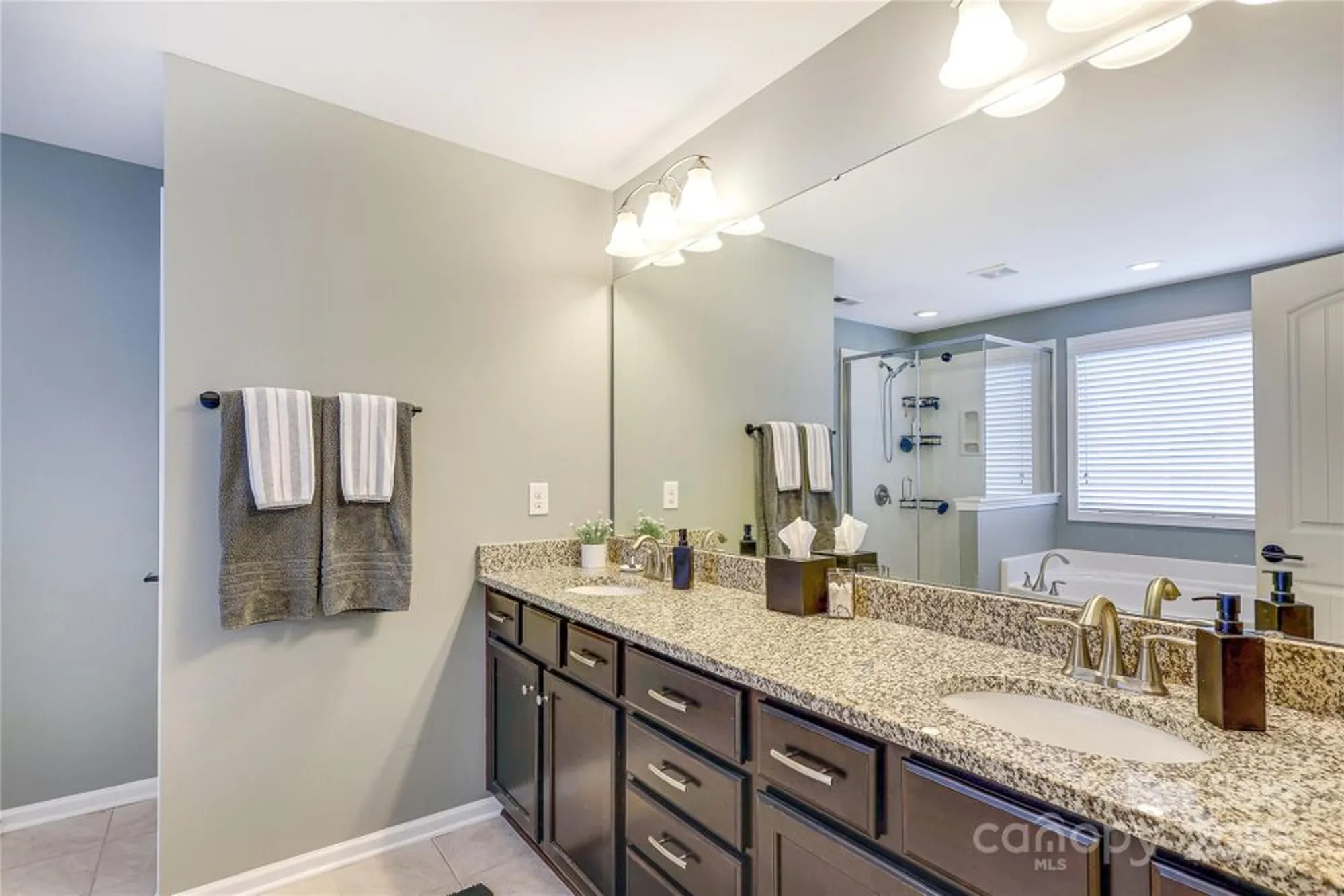 Property Slideshow image 21 of 46 | 5015 el molino dr, Charlotte, NC, 28214