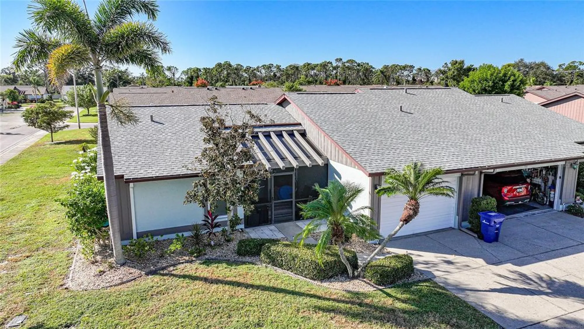 Property Slideshow image 2 of 35 | 215 persimmon st # 52, Englewood, FL, 34223