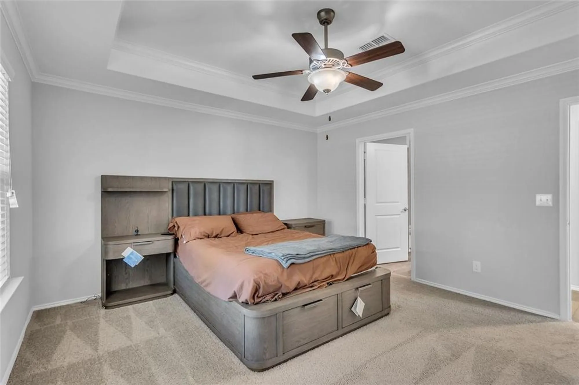 Property Slideshow image 21 of 31 | 8845 twin pines ln, Frisco, TX, 75036