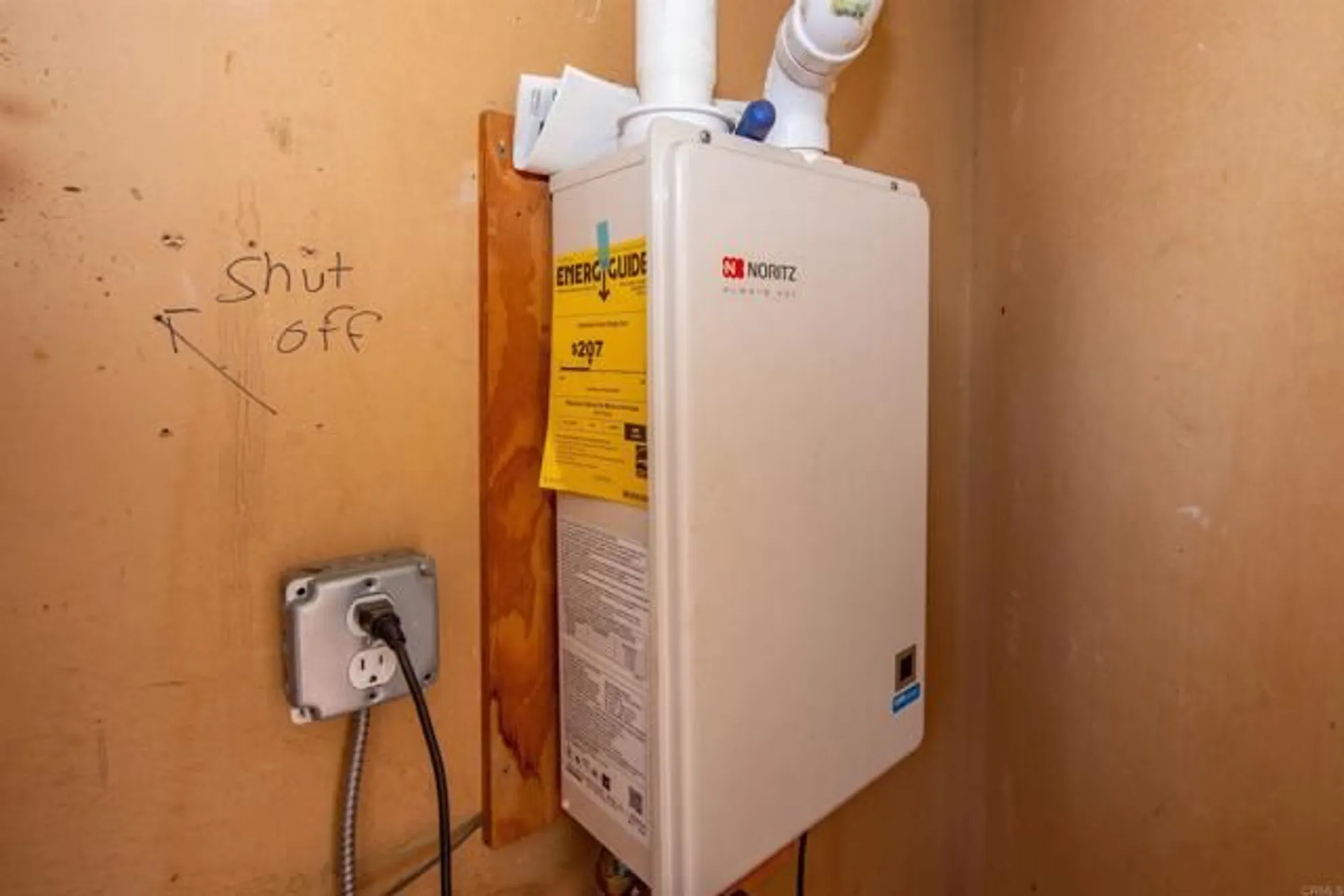 Property Slideshow image 59 of 67 | 38210 via taffia, Murrieta, CA, 92563